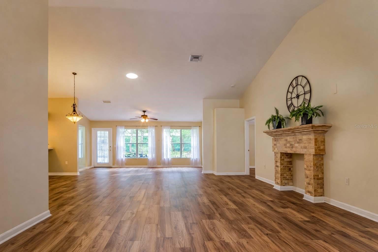 Image 8 of 54 For 11148 Hollander Avenue