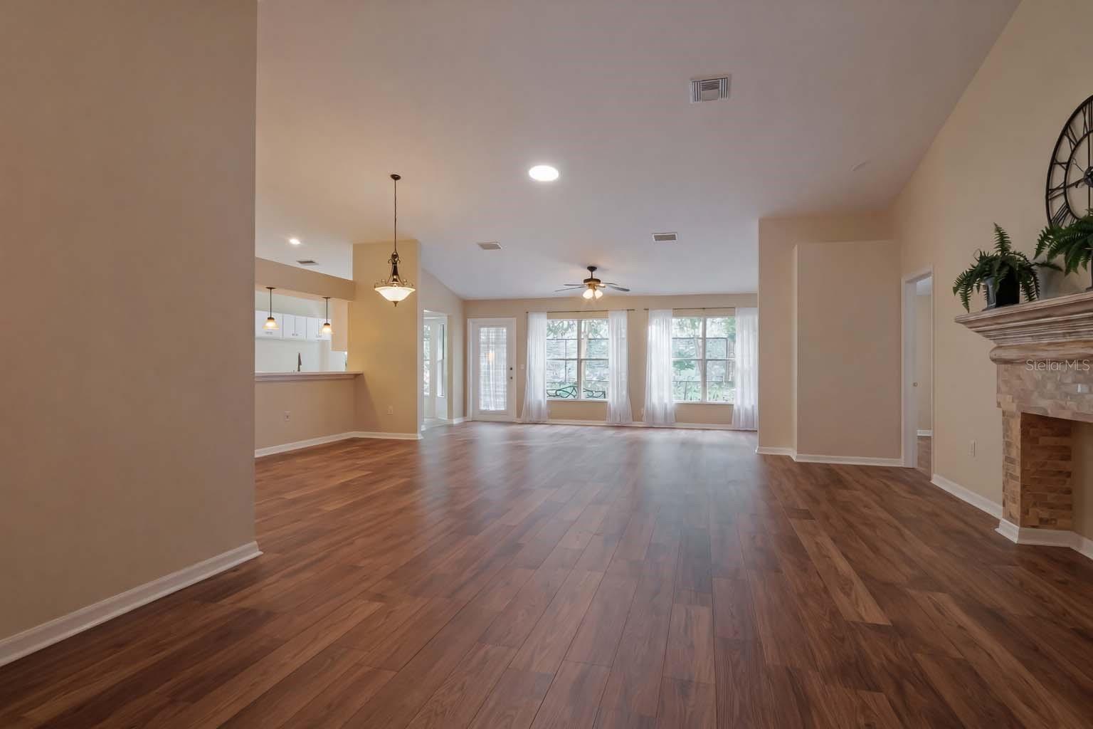 Image 9 of 54 For 11148 Hollander Avenue