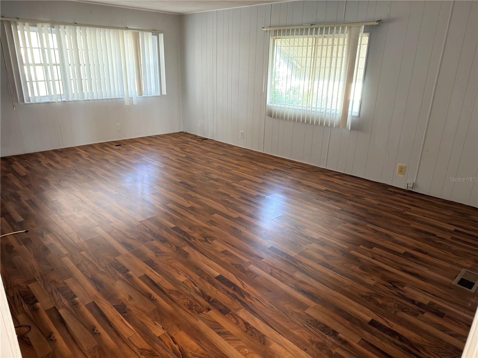 Image 8 of 21 For 14366 Starcross Street