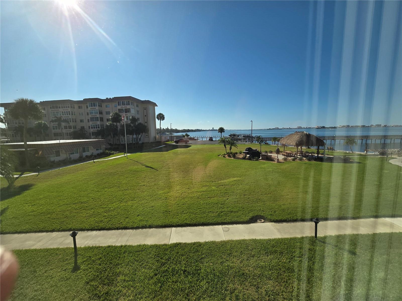 Image 5 of 26 For 634 Edgewater Drive 242