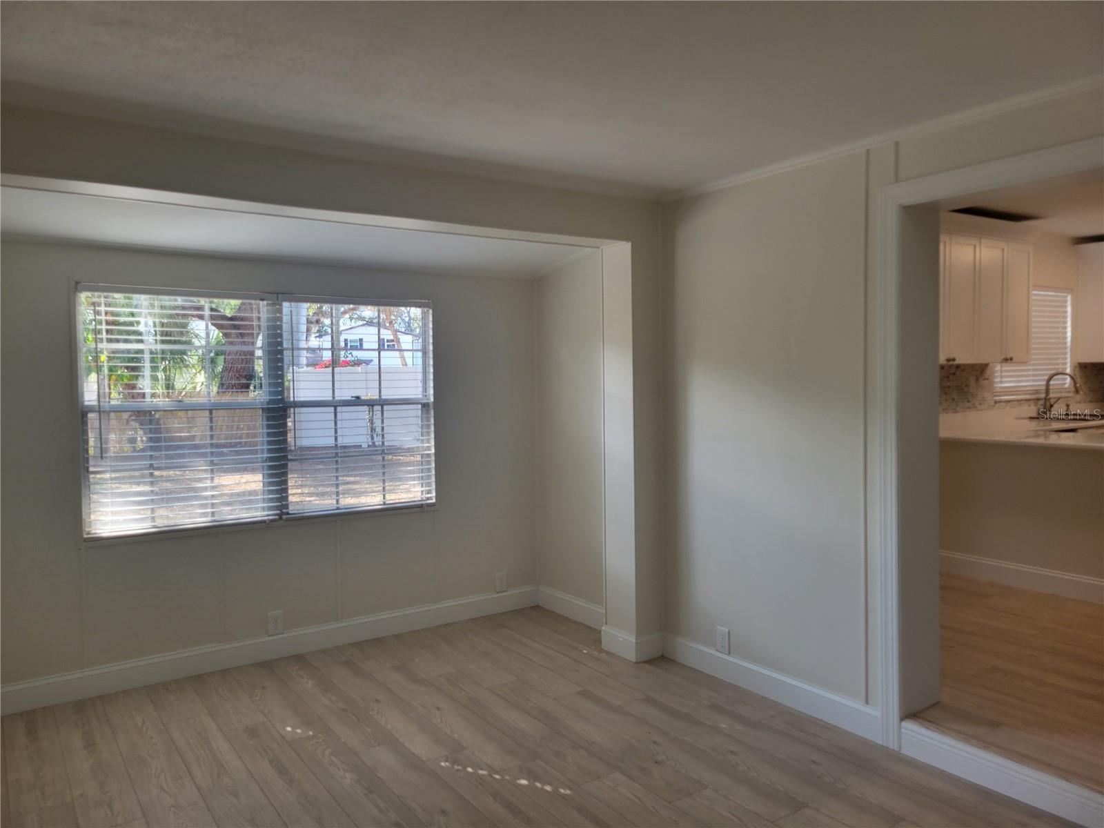 Image 10 of 31 For 6412 Wingfoot Circle