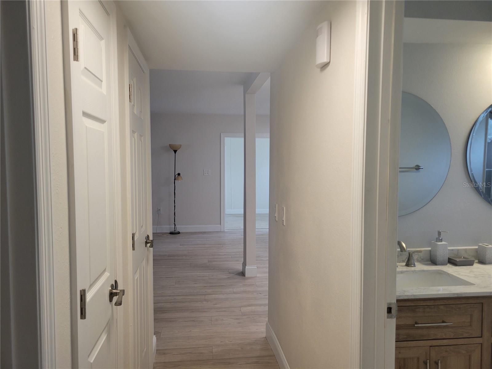 Image 18 of 31 For 6412 Wingfoot Circle