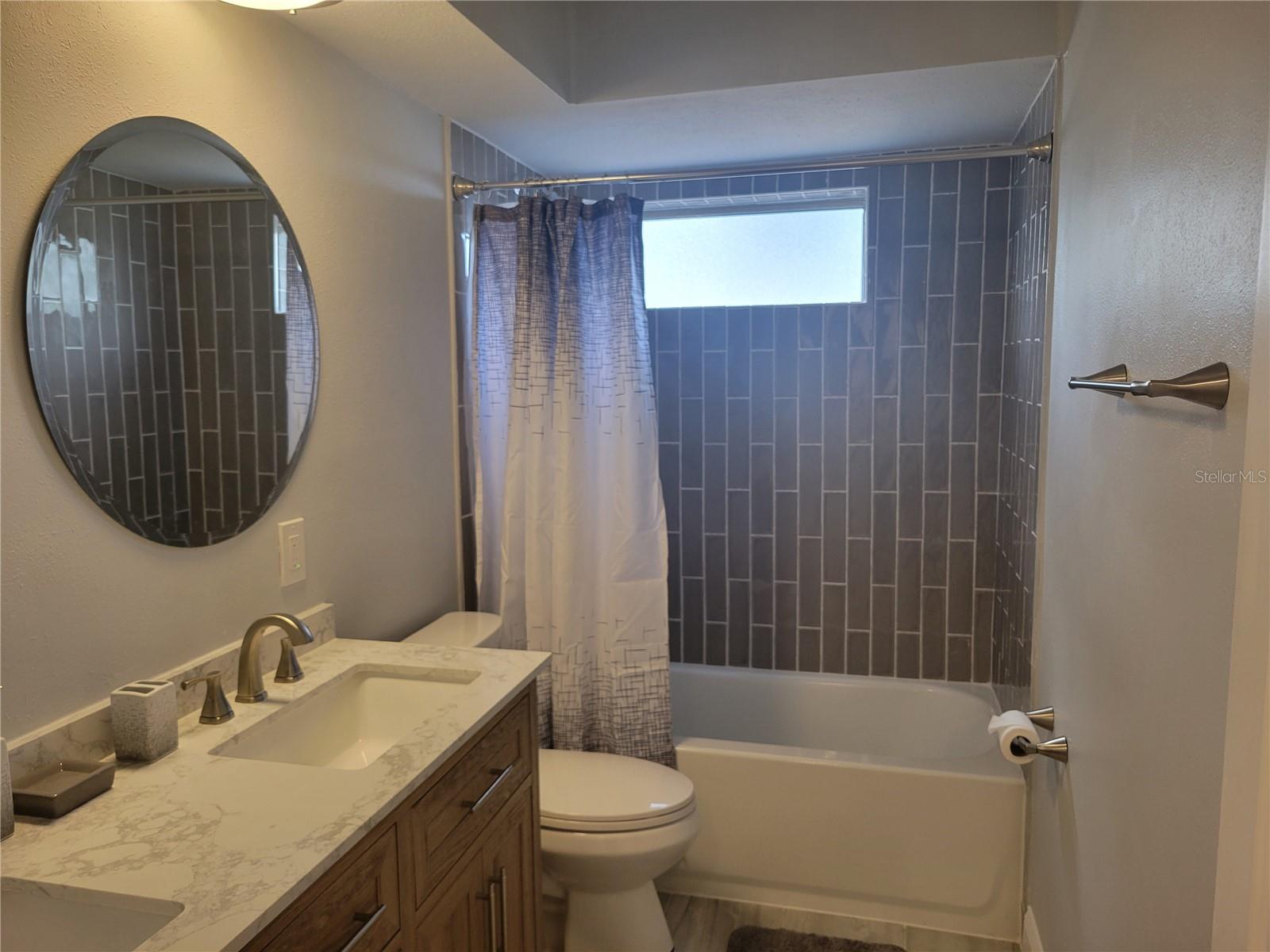 Image 19 of 31 For 6412 Wingfoot Circle