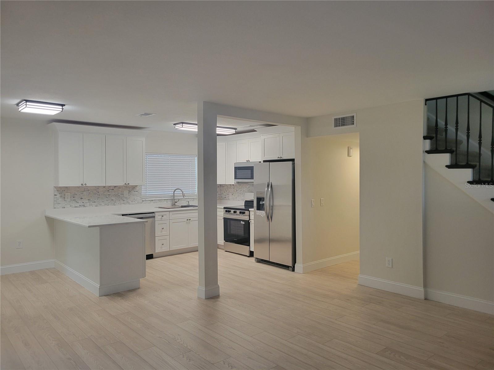 Image 2 of 31 For 6412 Wingfoot Circle