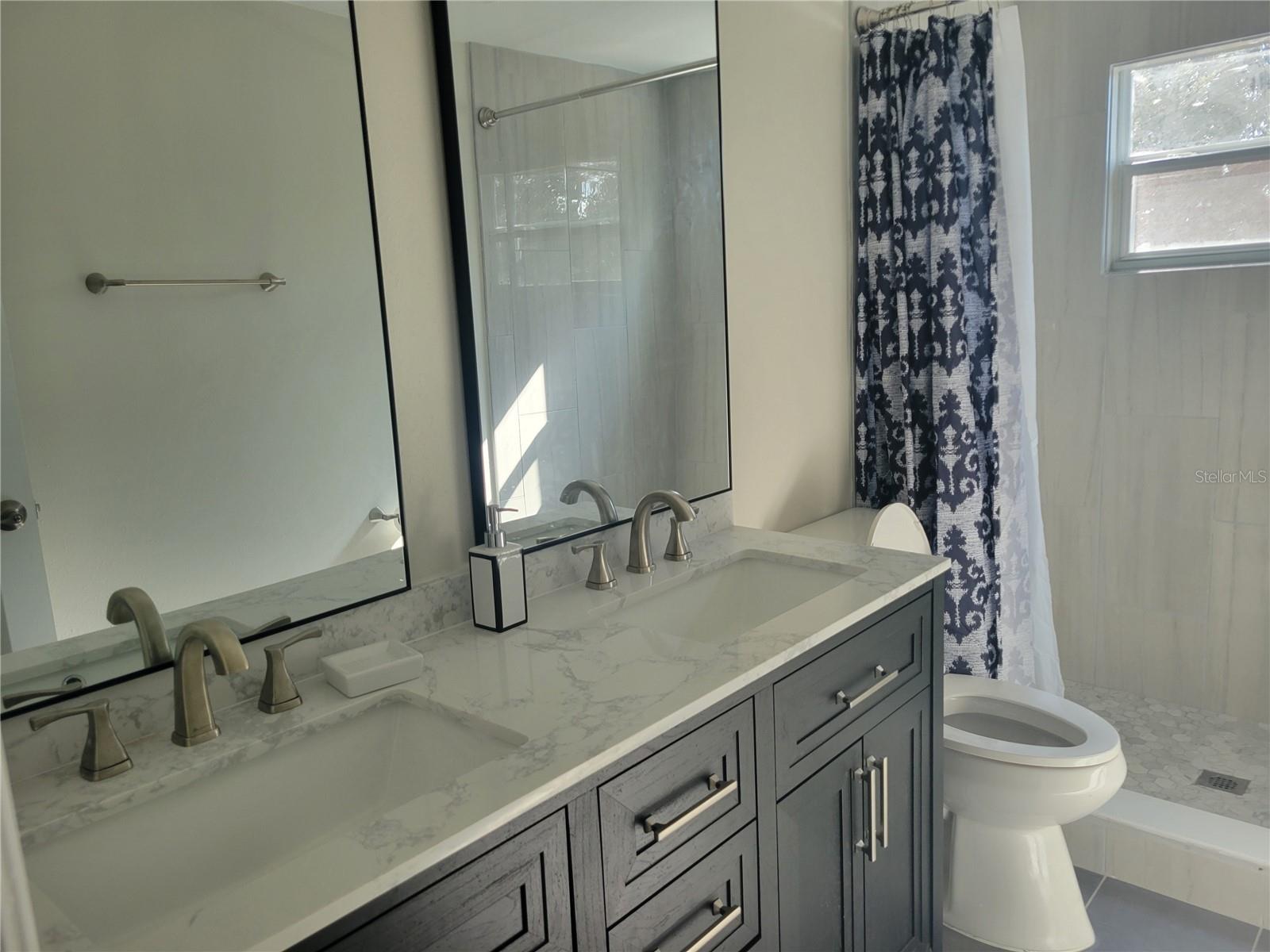 Image 21 of 31 For 6412 Wingfoot Circle