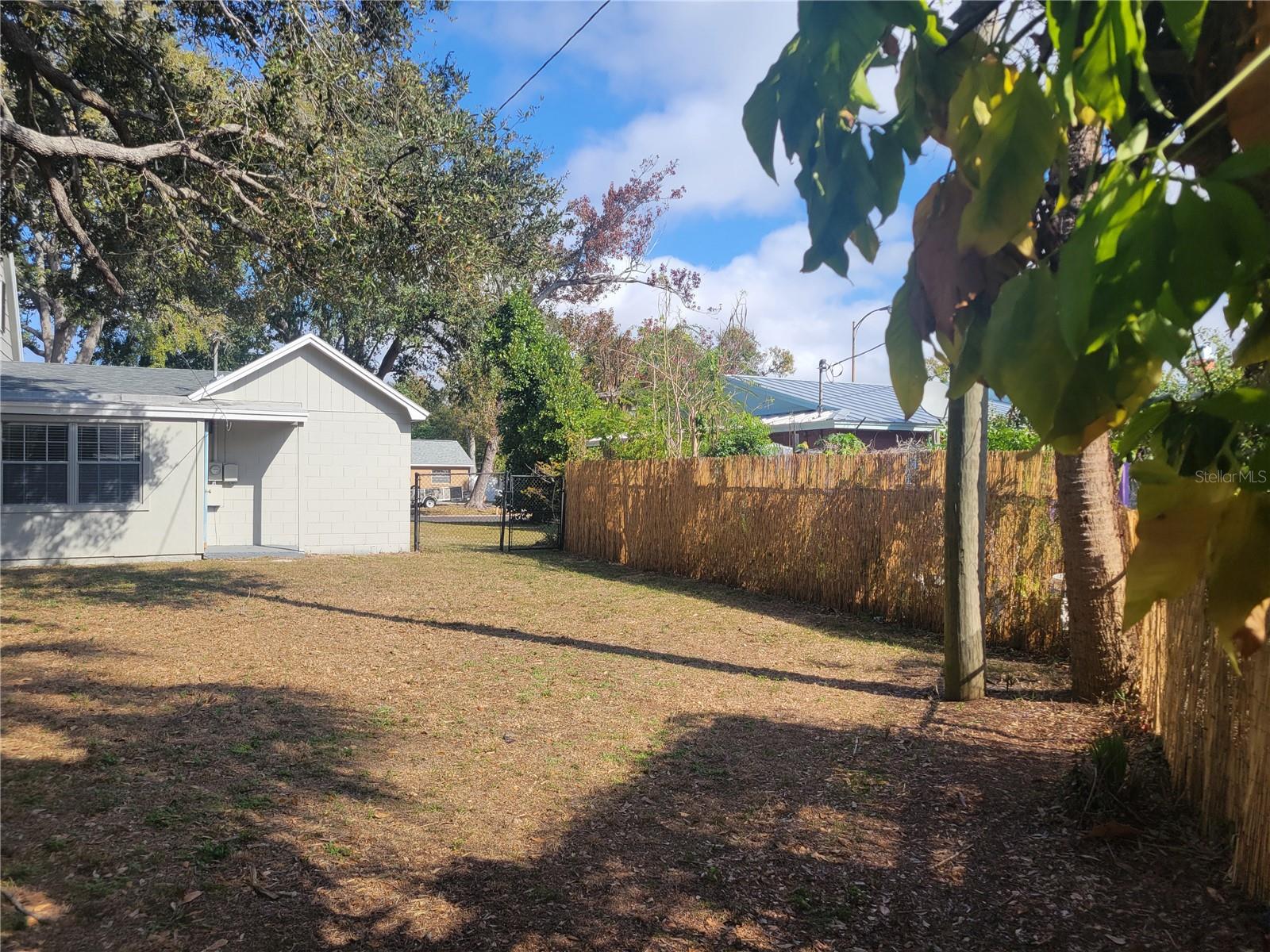 Image 28 of 31 For 6412 Wingfoot Circle