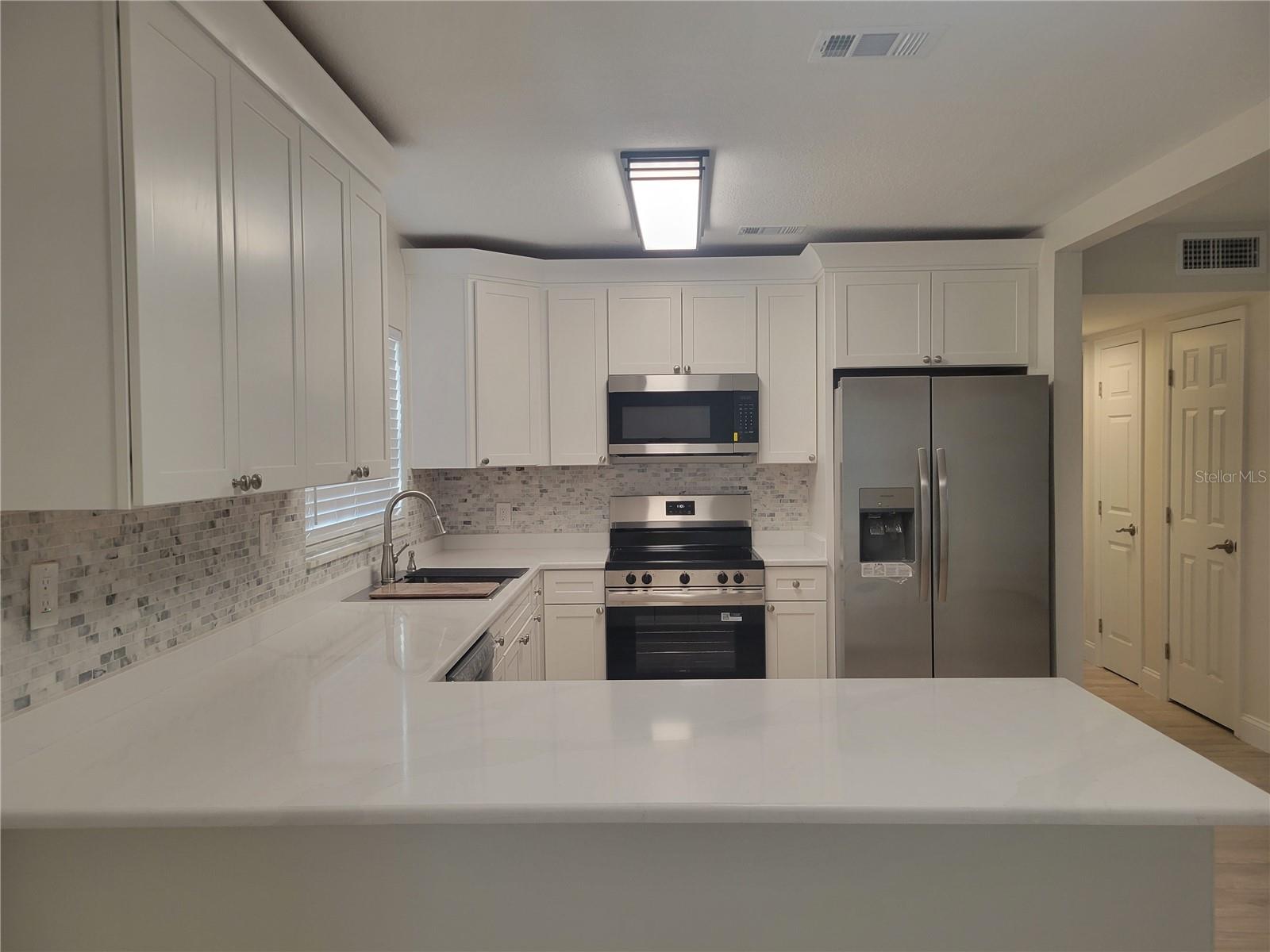 Image 5 of 31 For 6412 Wingfoot Circle