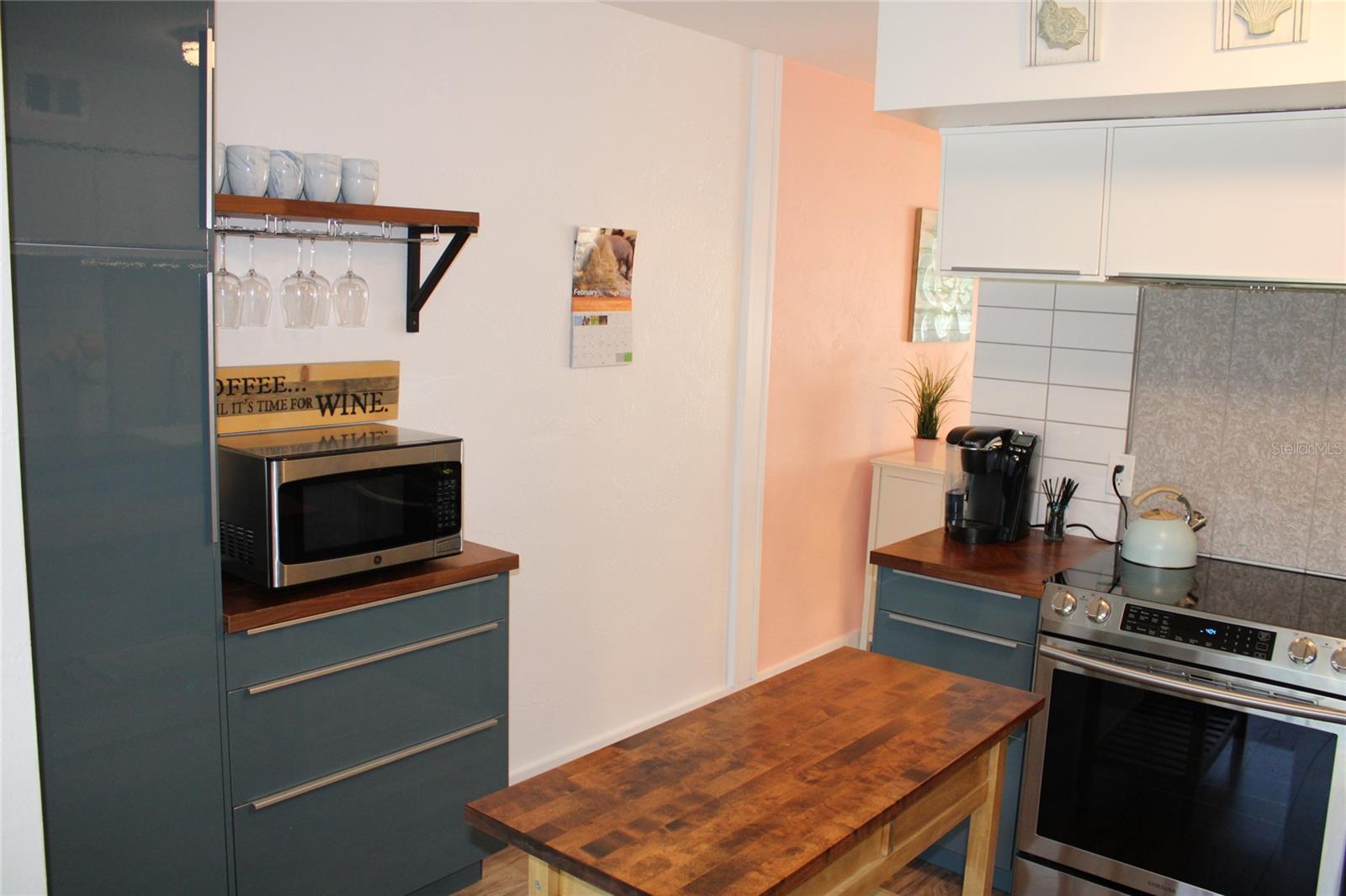 Image 11 of 47 For 2021 Australia Way W 59