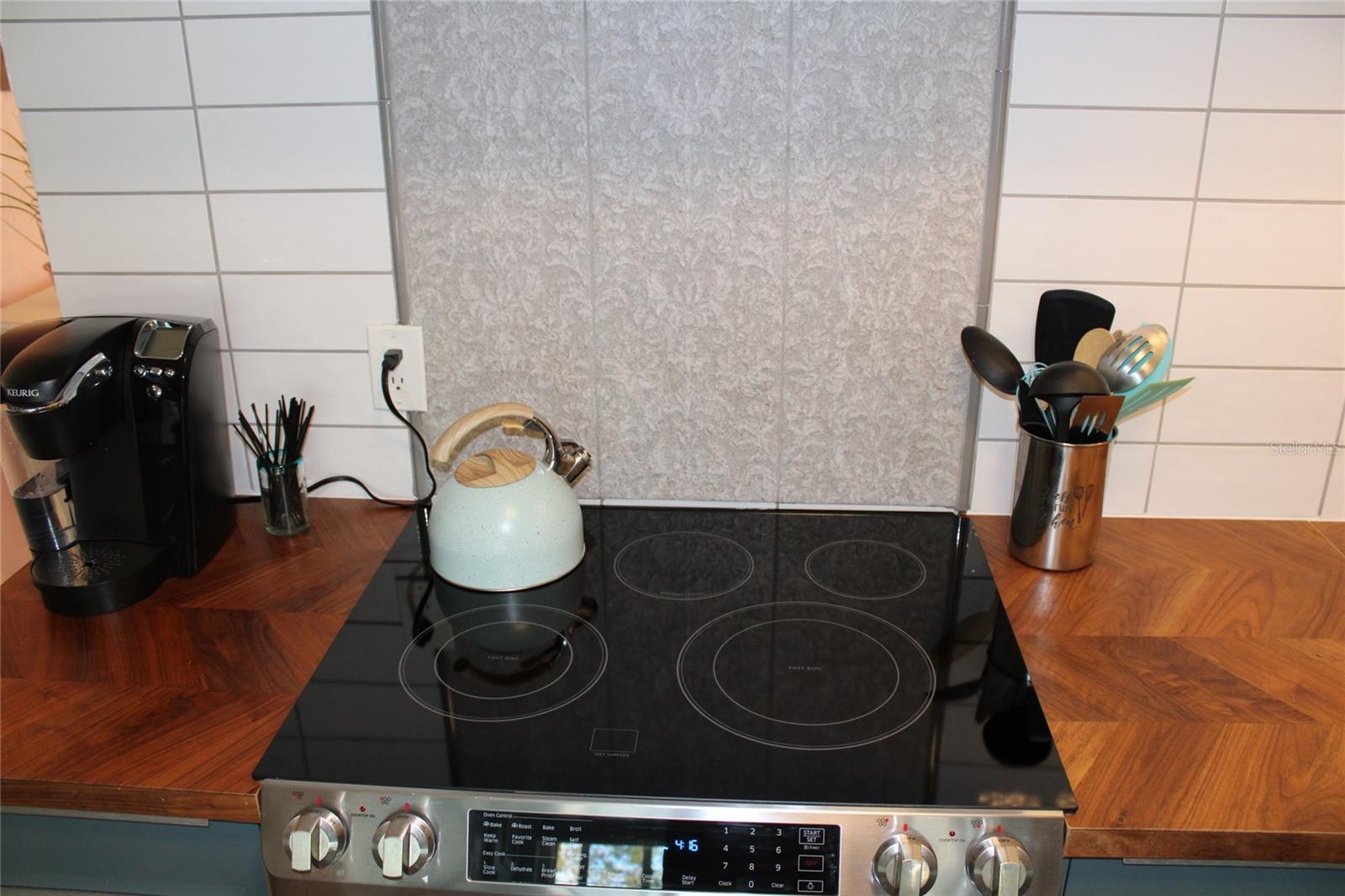 Image 16 of 47 For 2021 Australia Way W 59