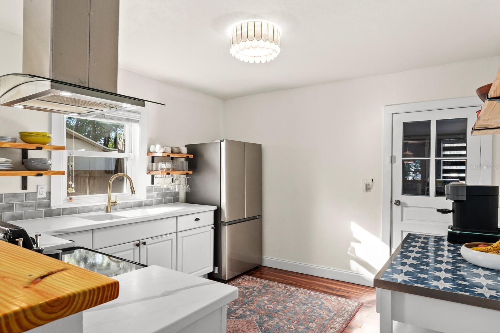 Image 12 of 29 For 806 Lambright Street