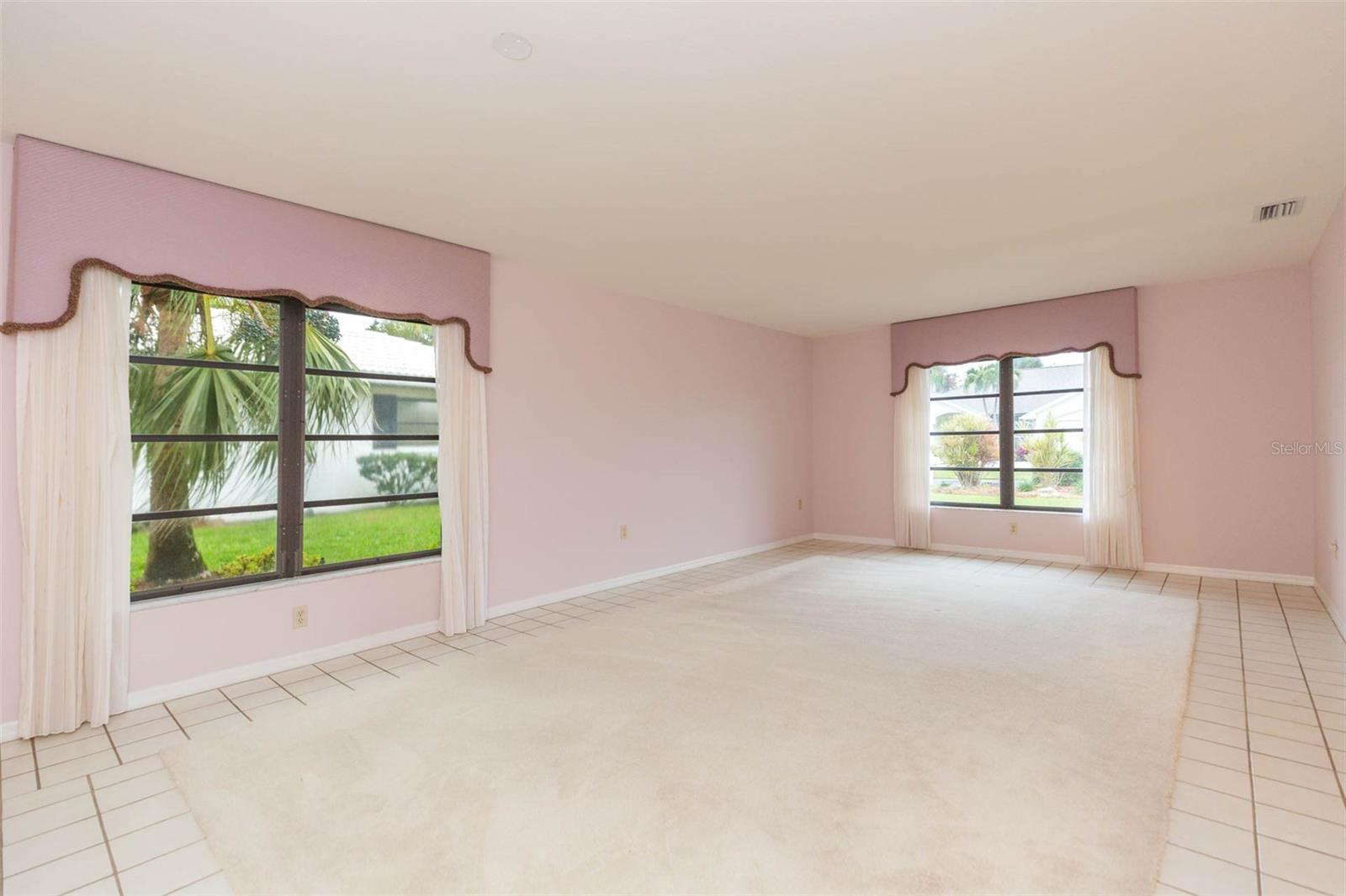 Image 10 of 77 For 963 Doral Lane