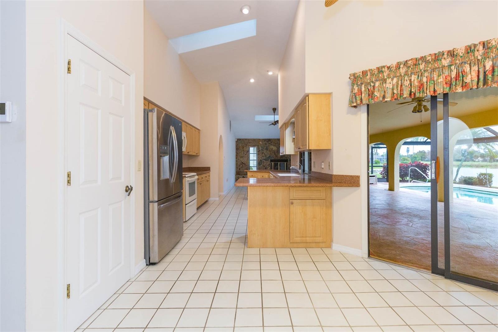 Image 15 of 77 For 963 Doral Lane