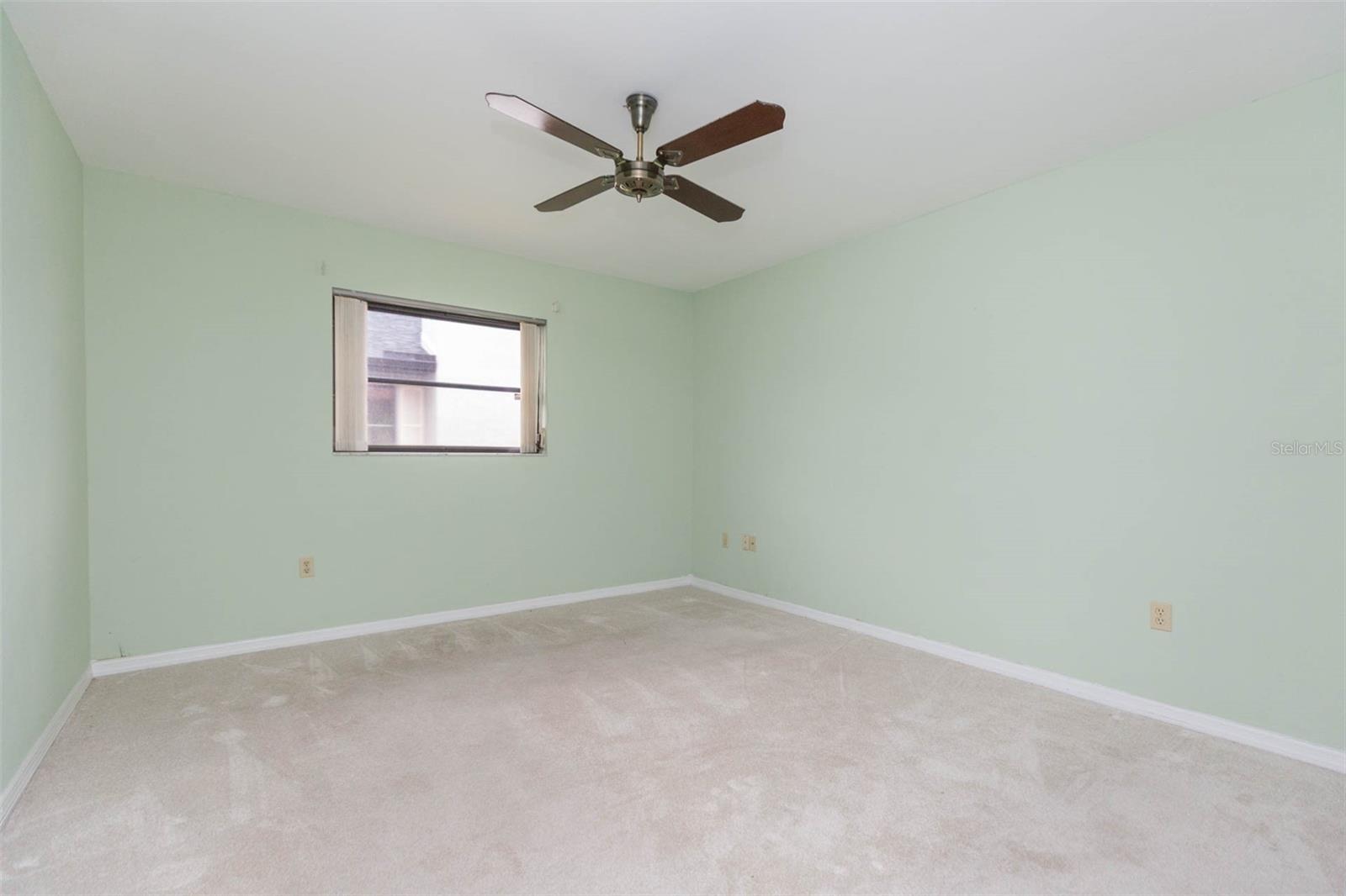 Image 34 of 77 For 963 Doral Lane