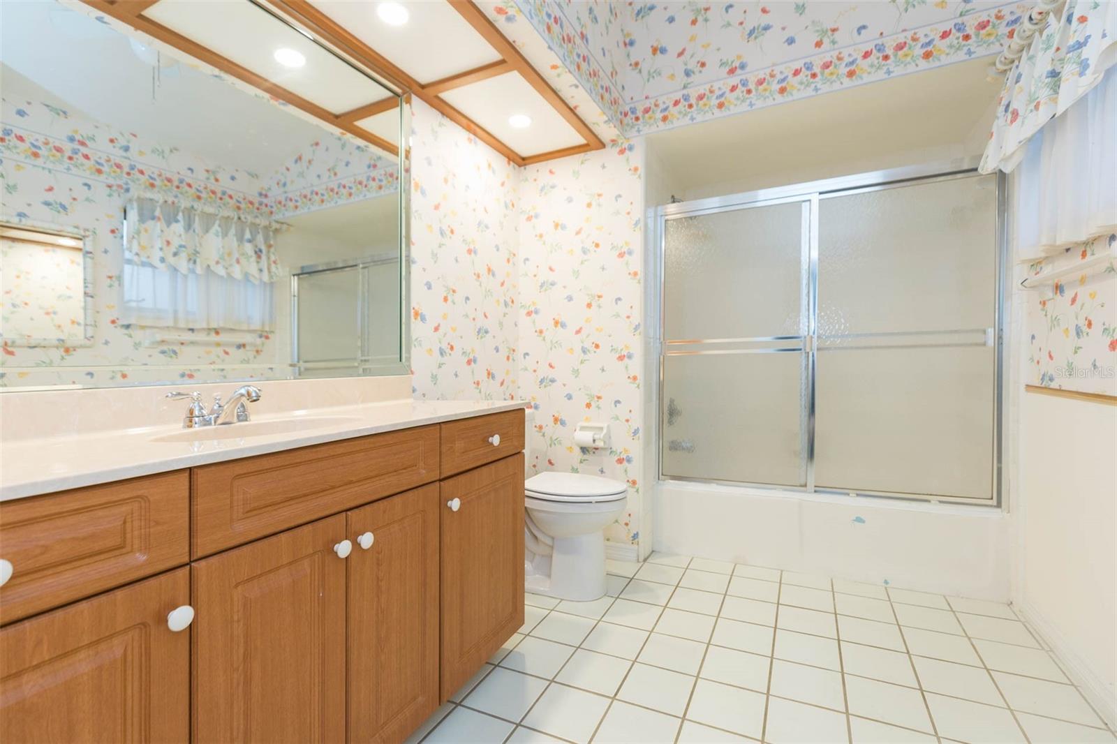 Image 38 of 77 For 963 Doral Lane