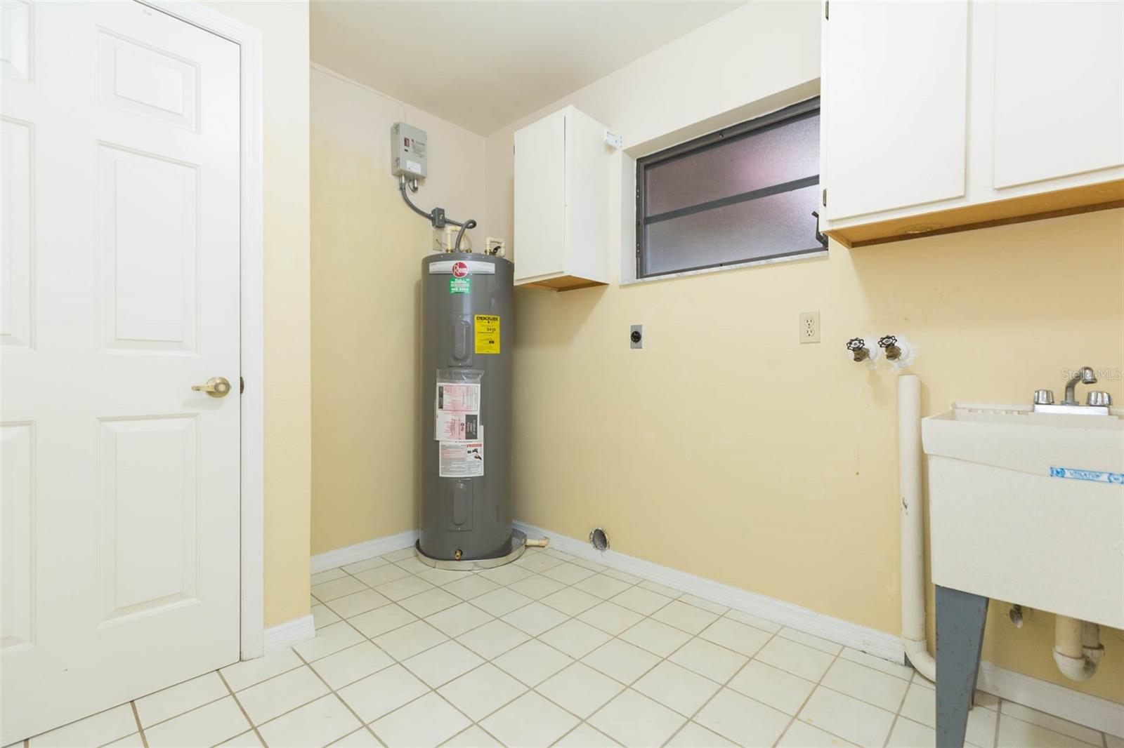 Image 41 of 77 For 963 Doral Lane