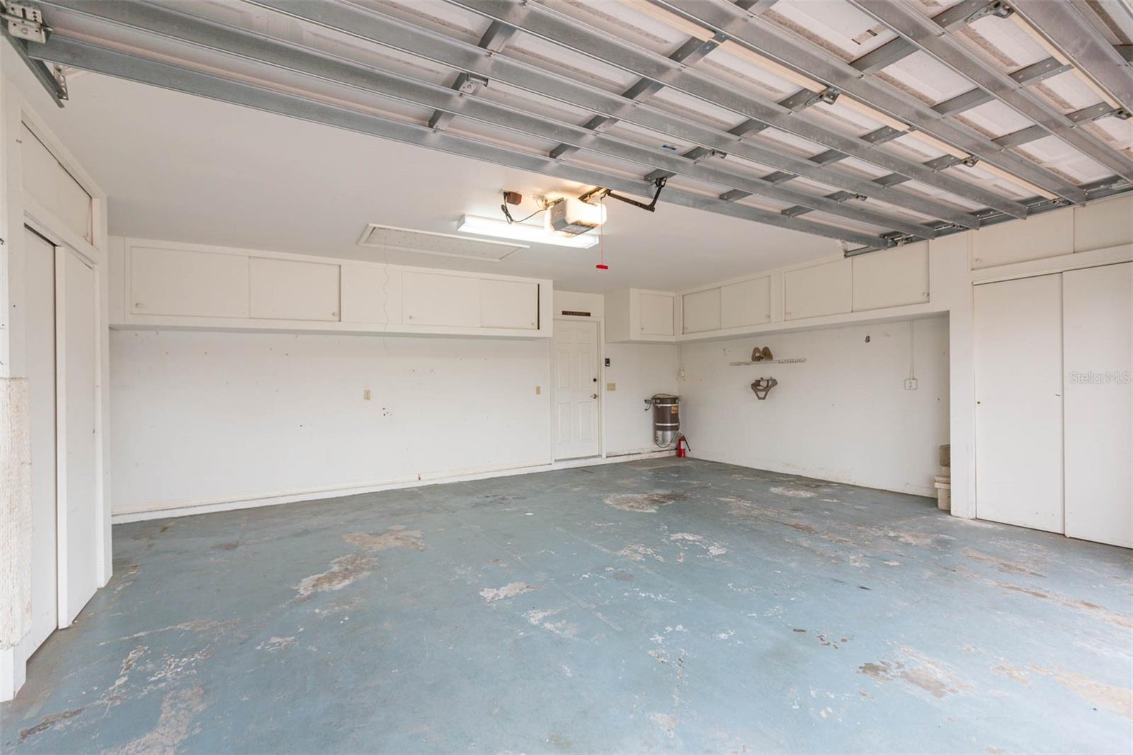 Image 44 of 77 For 963 Doral Lane