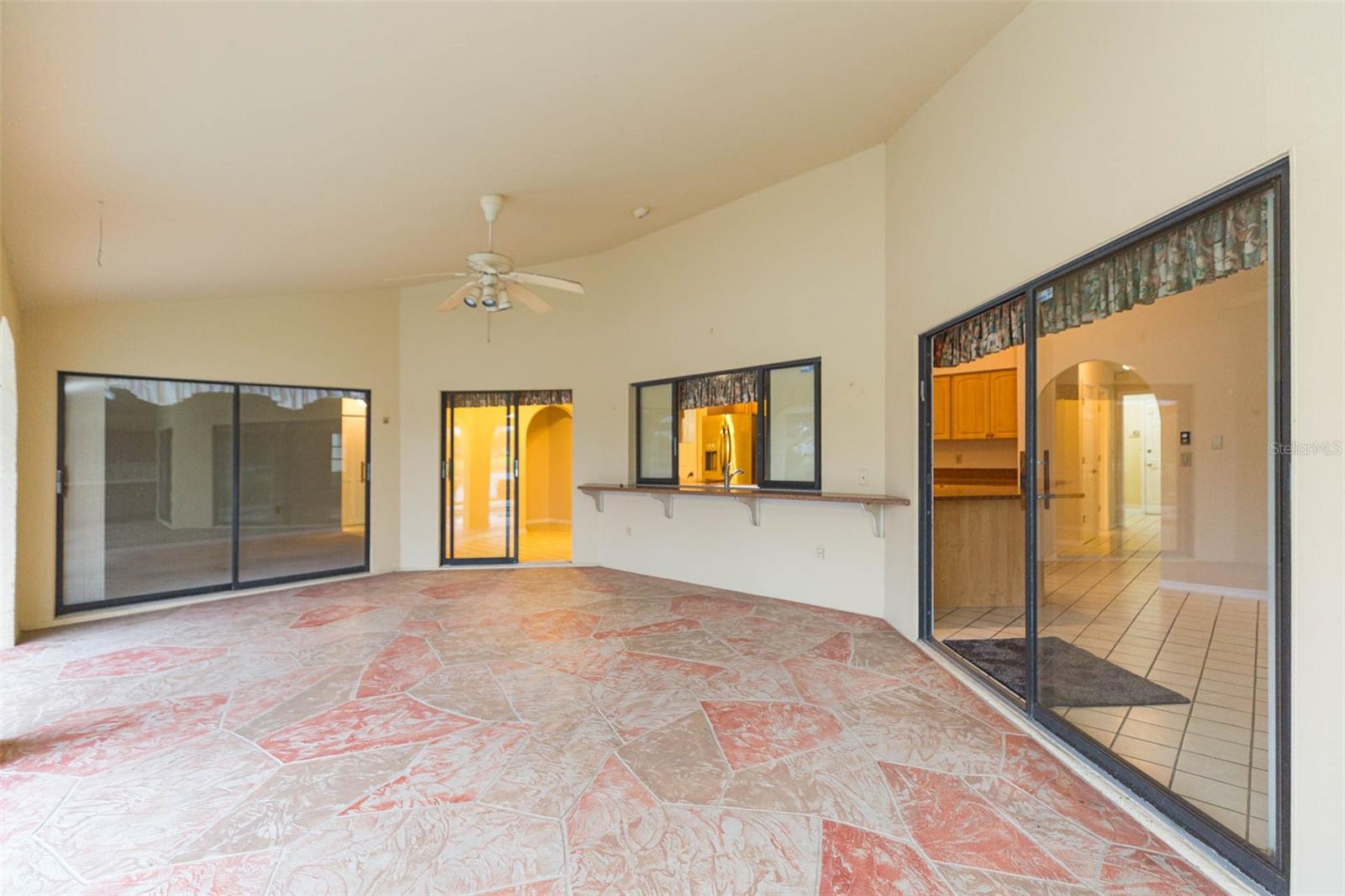 Image 48 of 77 For 963 Doral Lane