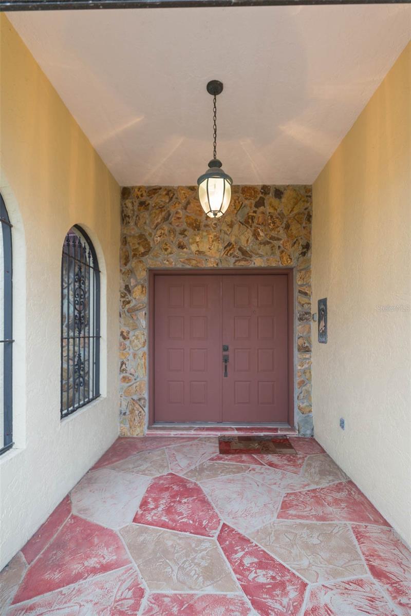 Image 6 of 77 For 963 Doral Lane