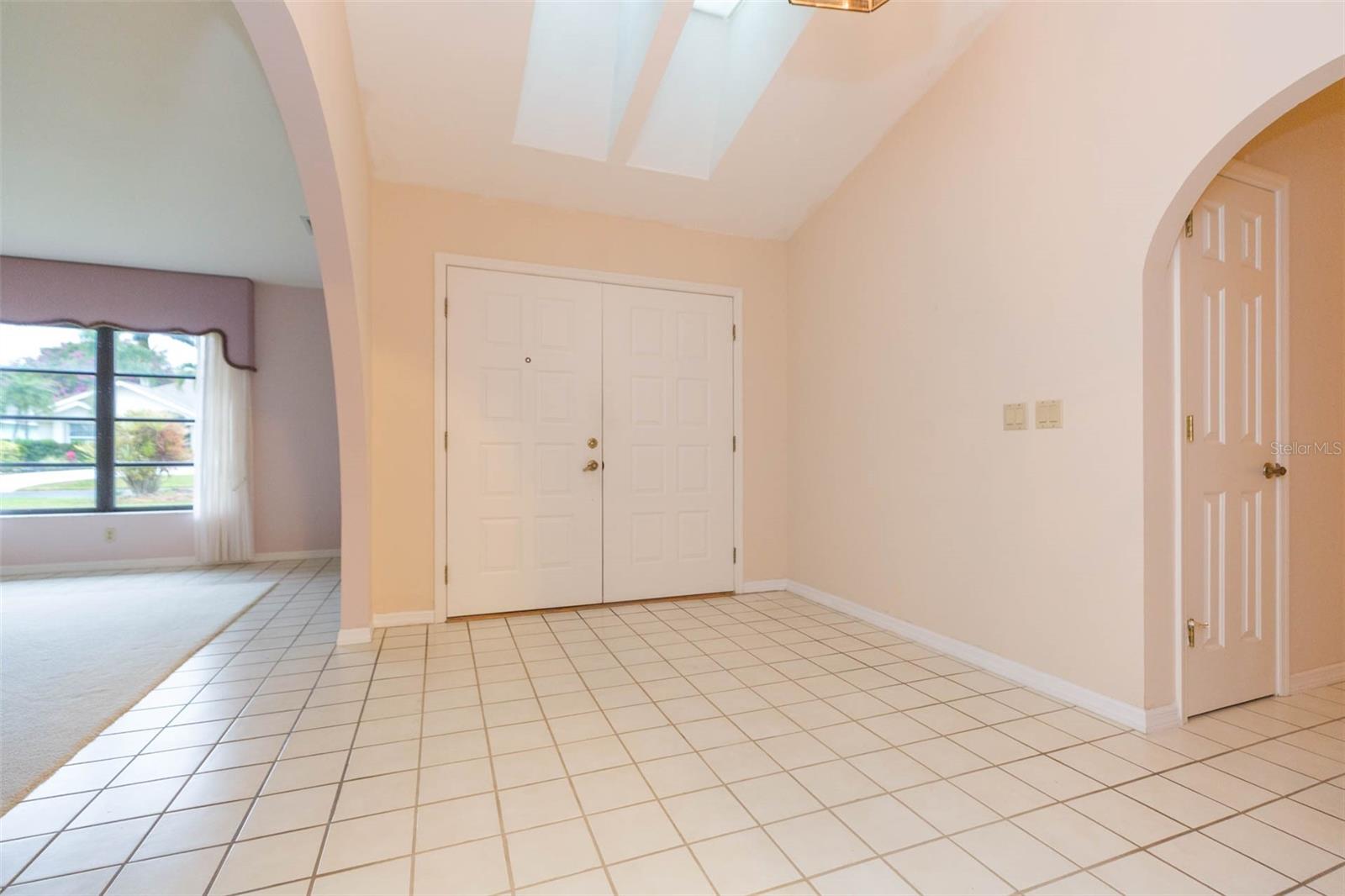 Image 7 of 77 For 963 Doral Lane