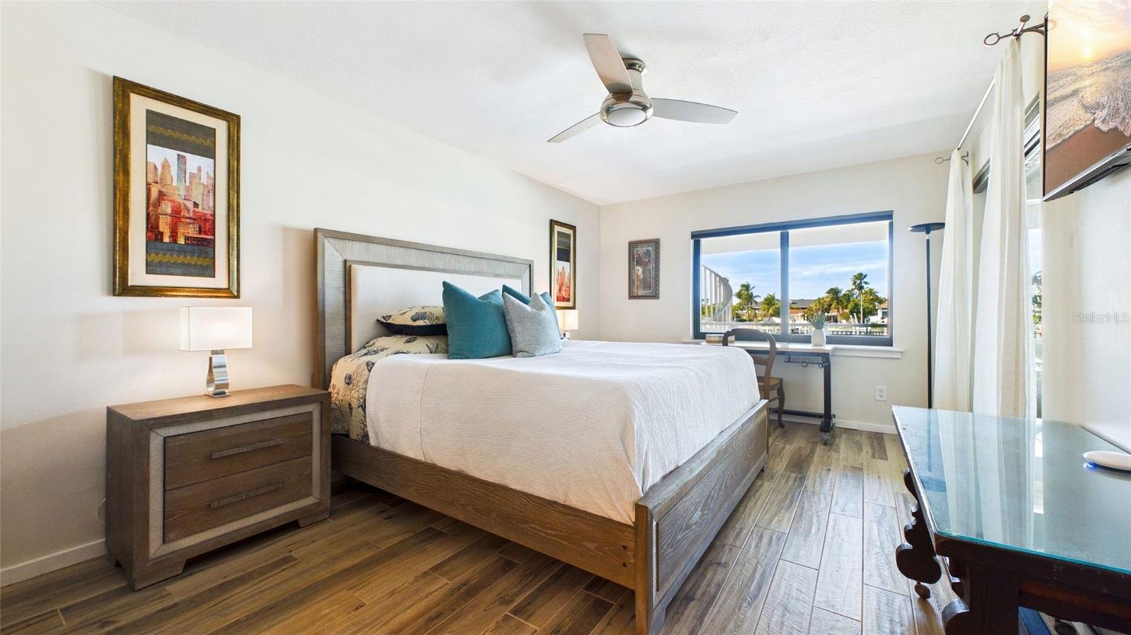 Image 23 of 42 For 350 Pinellas Bayway S 2