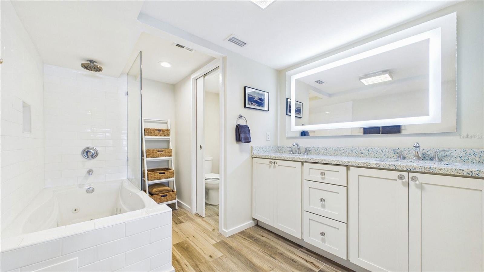 Image 26 of 42 For 350 Pinellas Bayway S 2