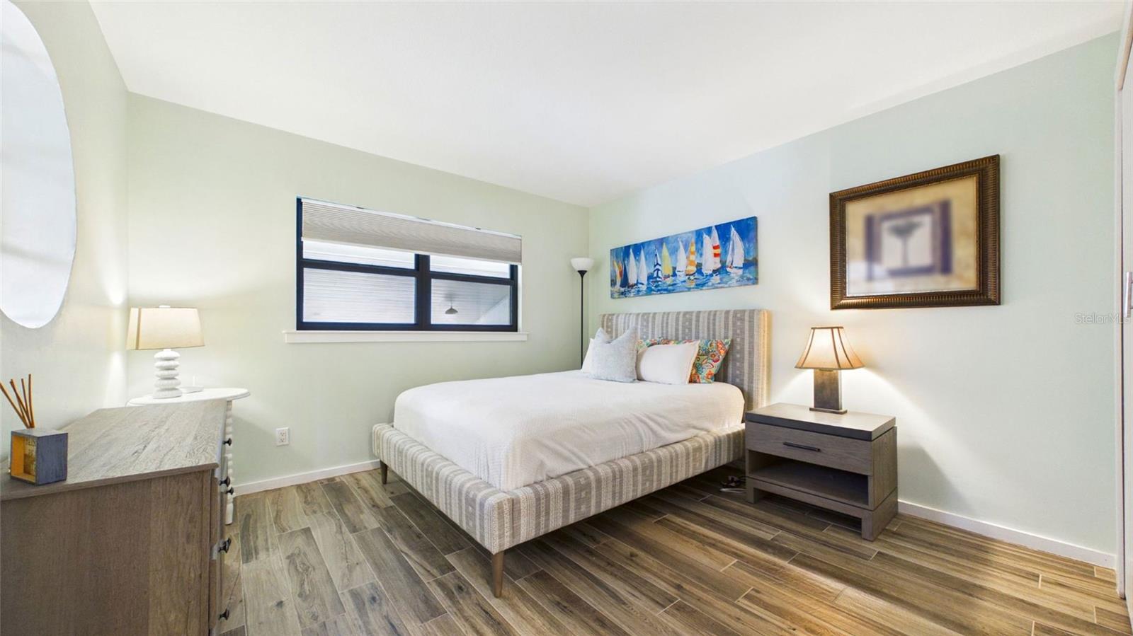 Image 28 of 42 For 350 Pinellas Bayway S 2