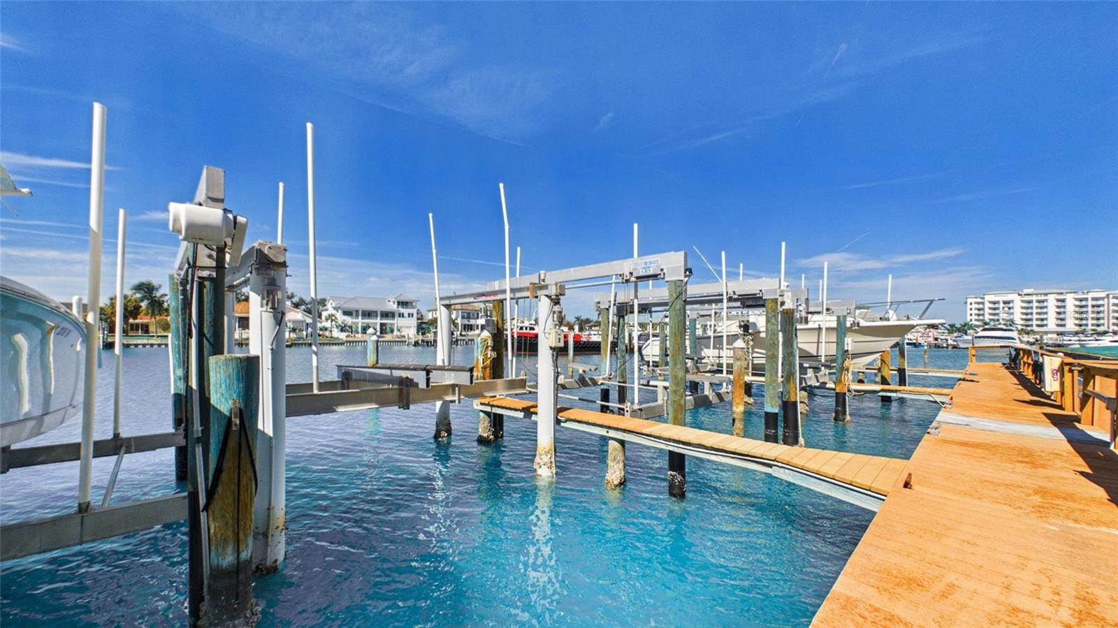 Image 36 of 42 For 350 Pinellas Bayway S 2