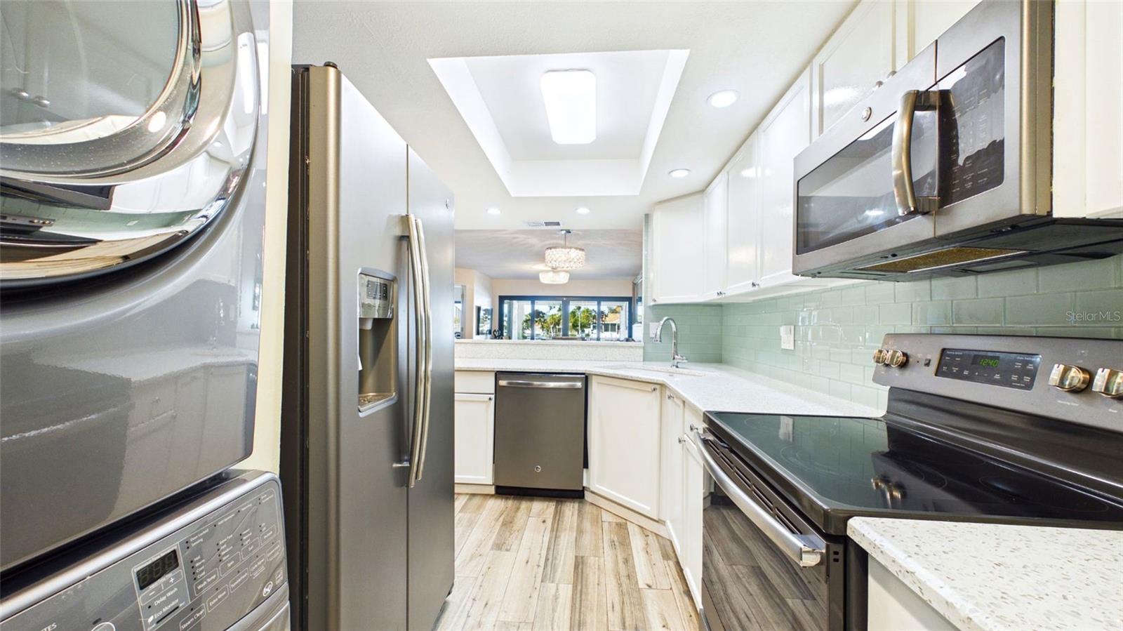 Image 8 of 42 For 350 Pinellas Bayway S 2