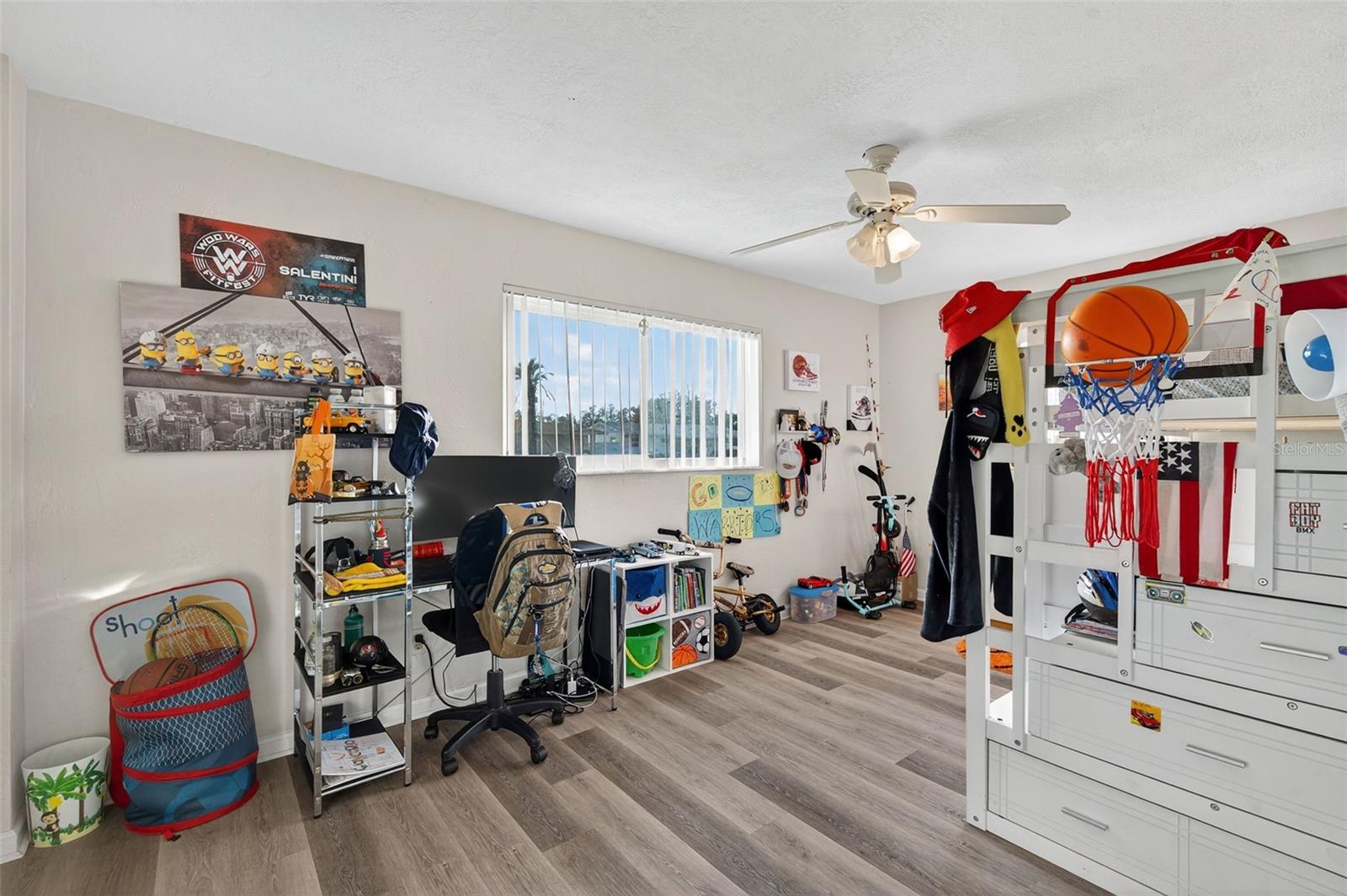 Image 16 of 56 For 11761 80th Avenue