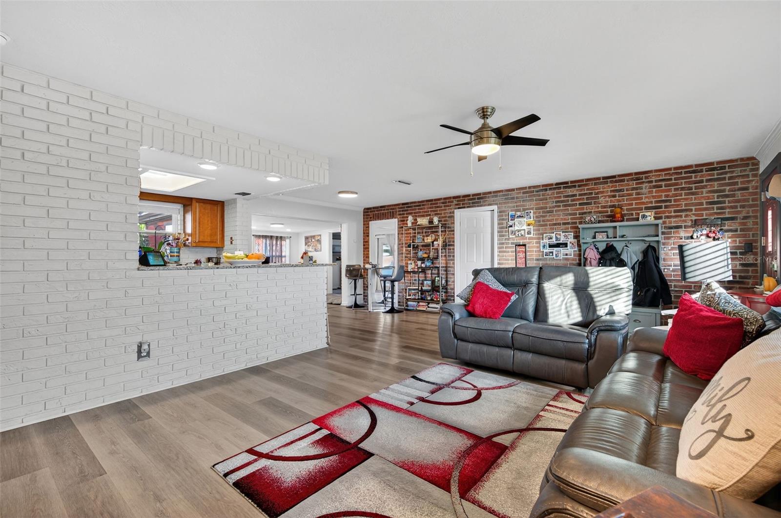 Image 36 of 56 For 11761 80th Avenue