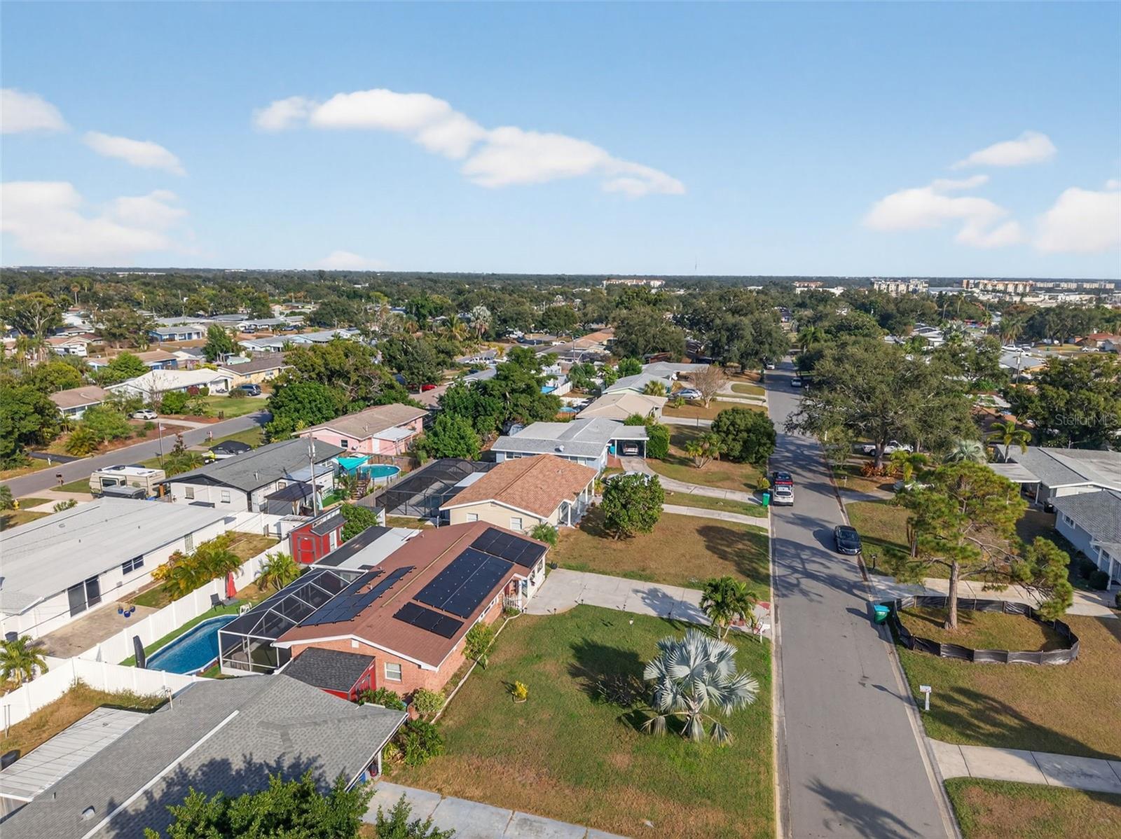 Image 40 of 56 For 11761 80th Avenue