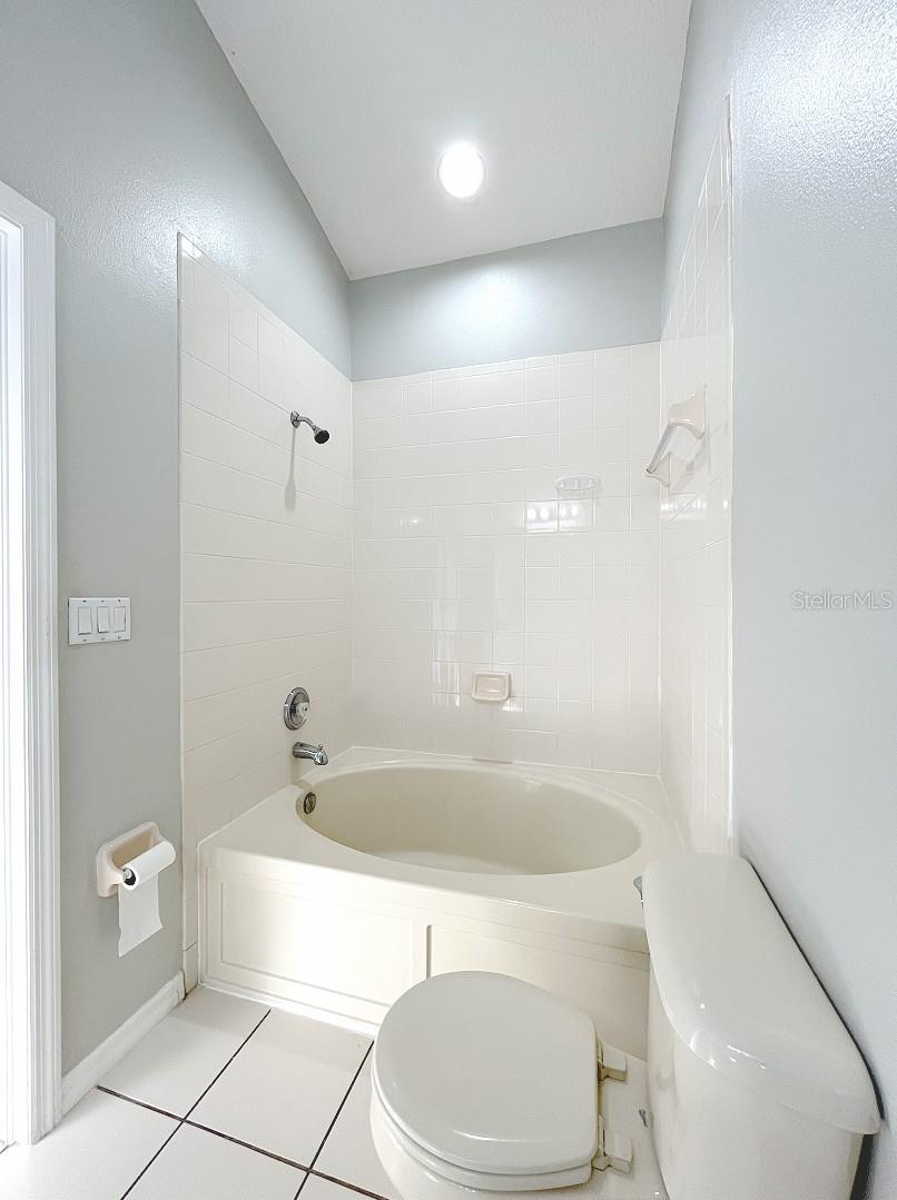 Image 21 of 33 For 12706 Country Brook Lane