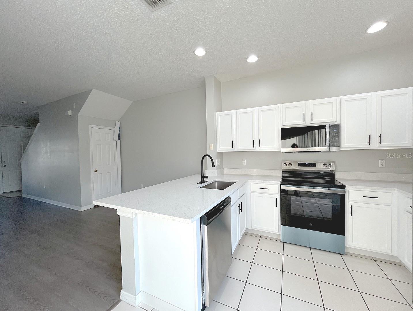 Image 5 of 33 For 12706 Country Brook Lane