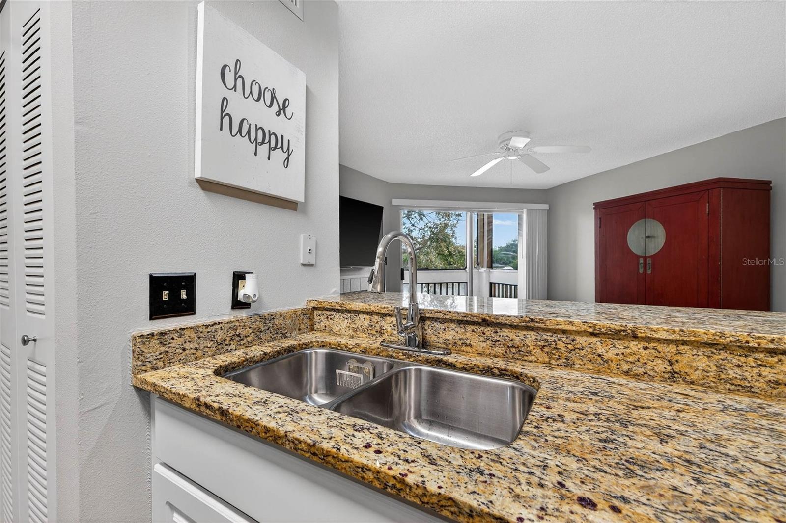 Image 12 of 30 For 115 112th Avenue Ne 603