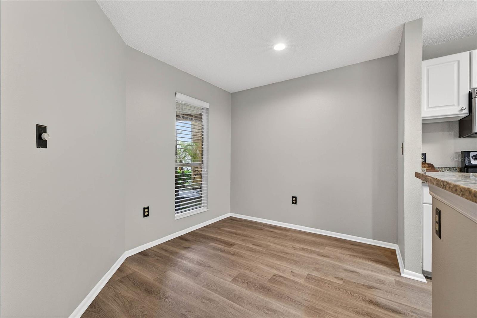 Image 13 of 30 For 115 112th Avenue Ne 603