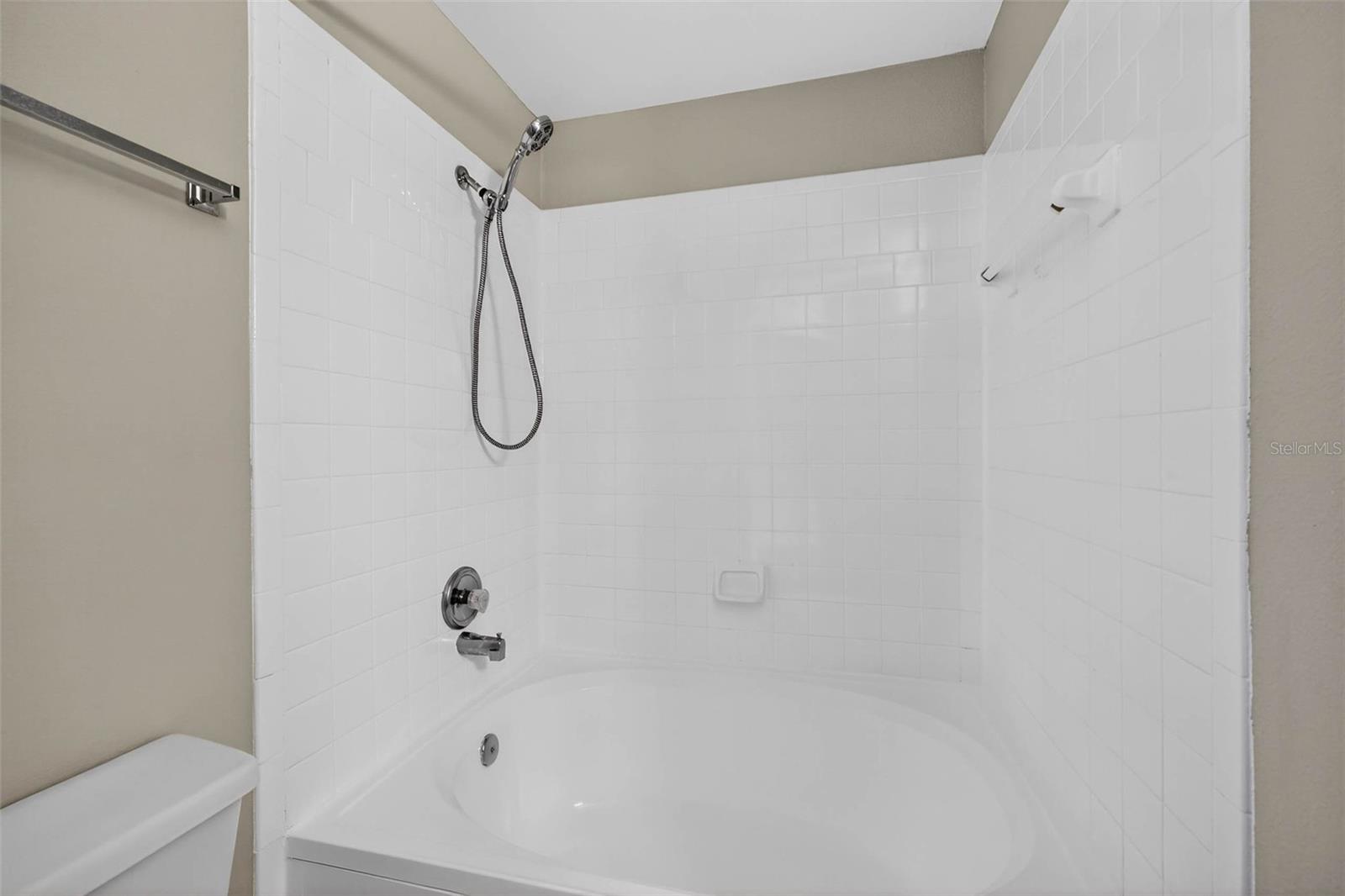 Image 17 of 30 For 115 112th Avenue Ne 603