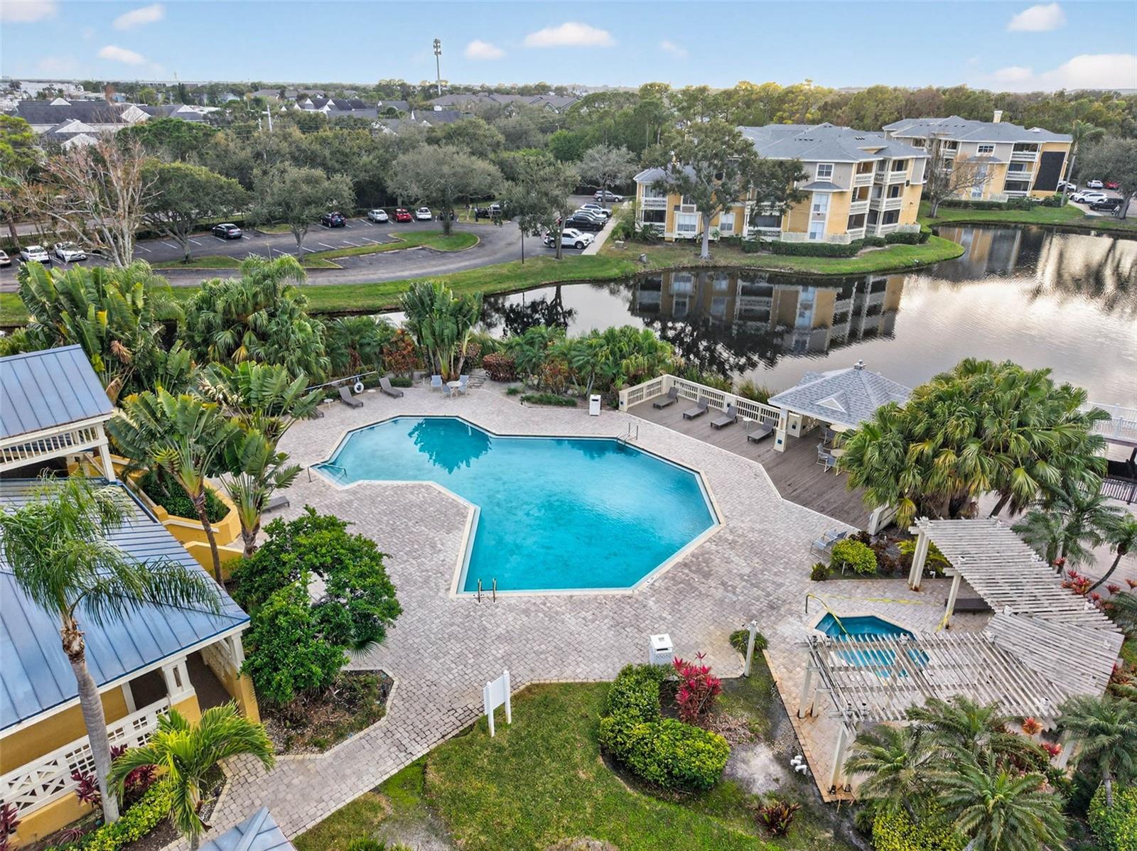 Image 27 of 30 For 115 112th Avenue Ne 603