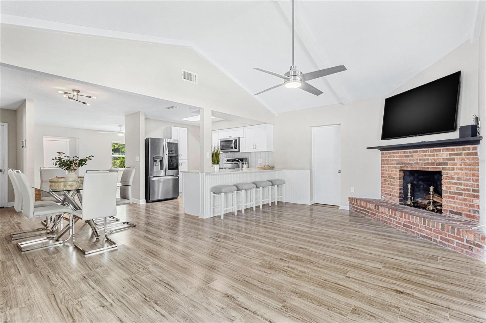 Image 9 of 33 For 5127 Caesar Way S