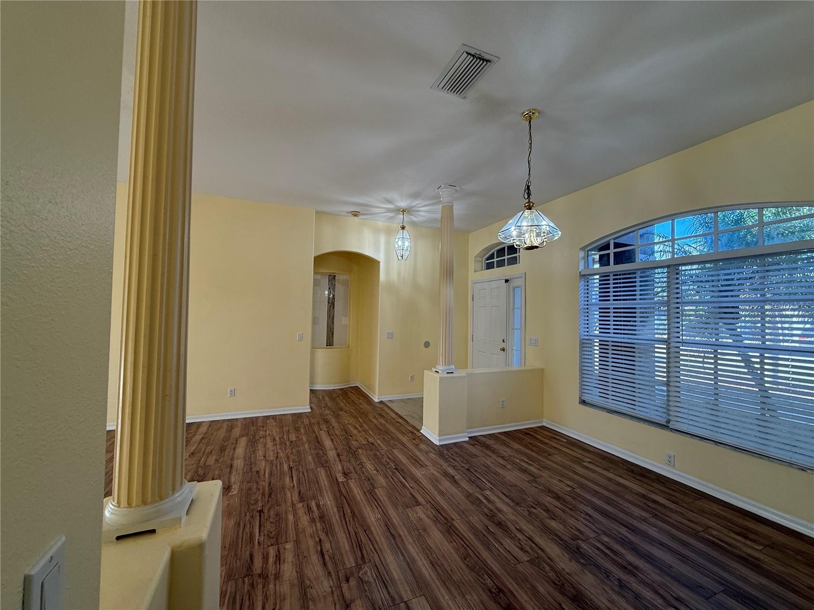 Image 6 of 24 For 12032 Timber Hill Drive