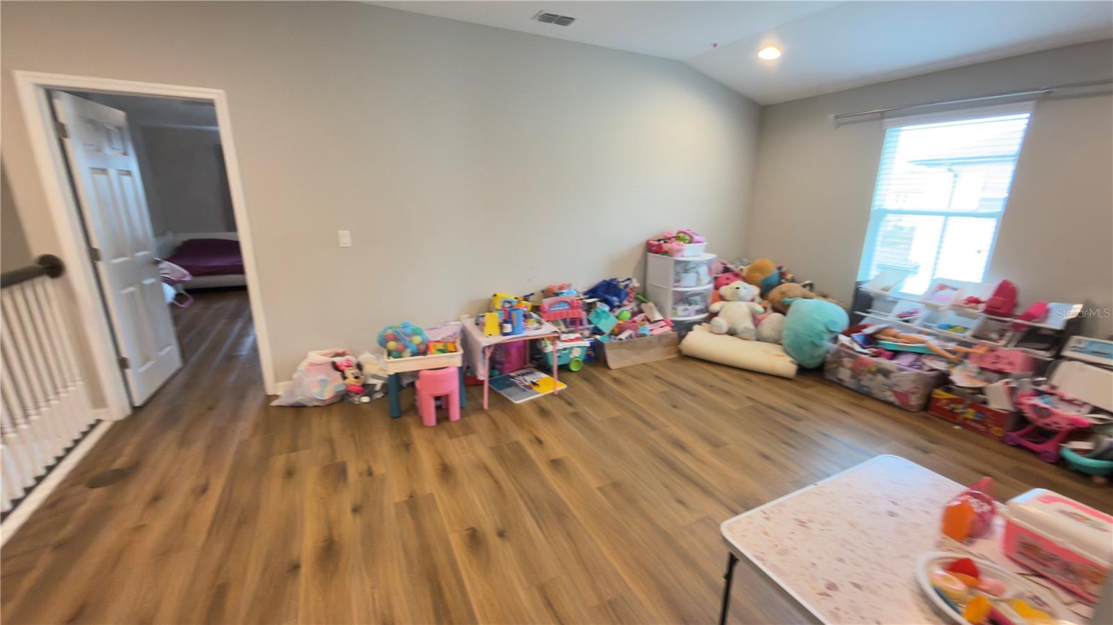 Image 20 of 31 For 2501 Stapleford Place