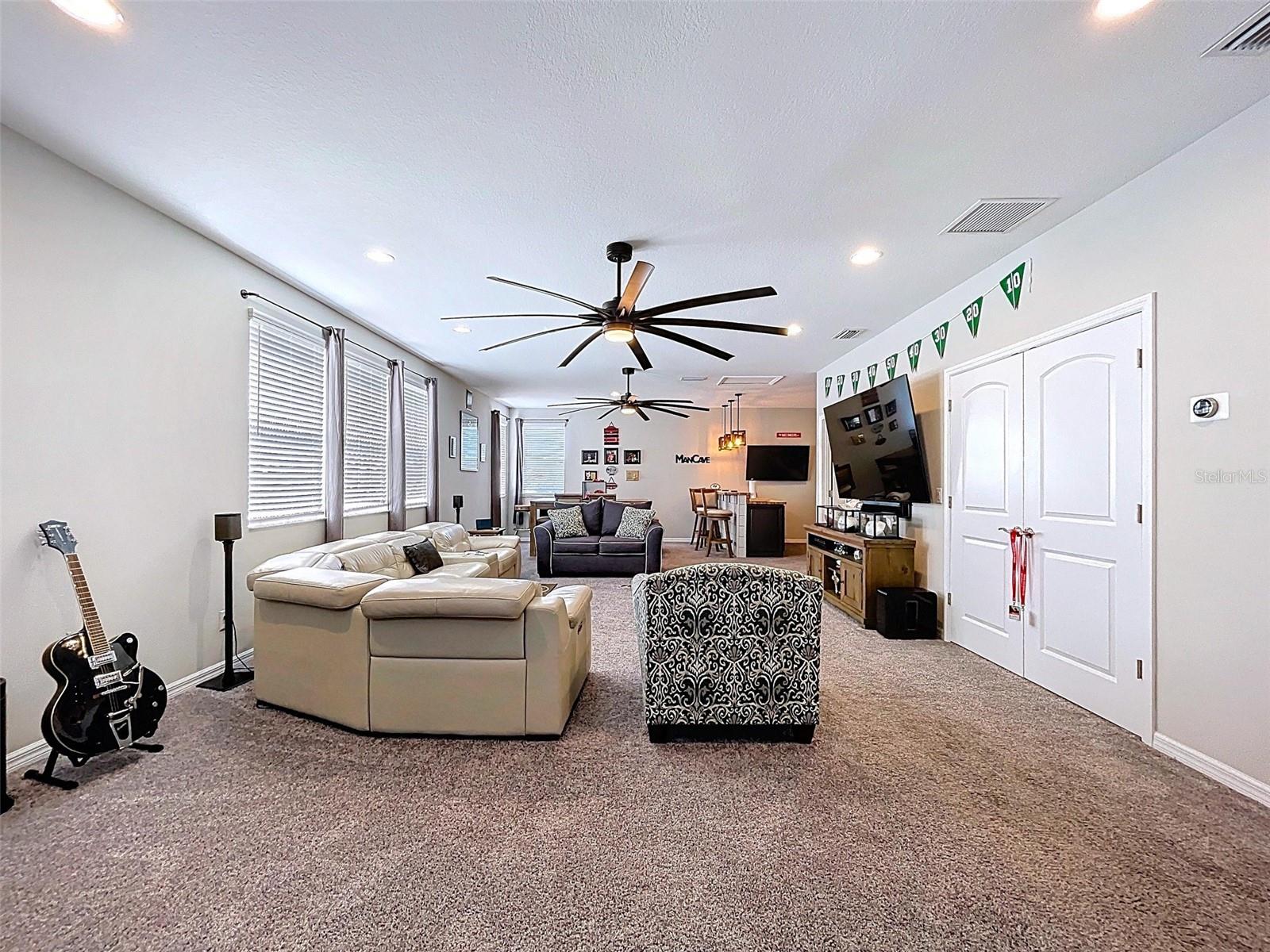 Image 10 of 74 For 2515 63rd Terrace E