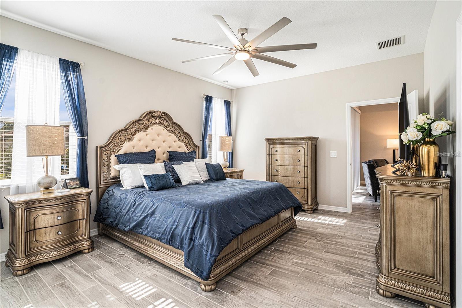 Image 24 of 74 For 2515 63rd Terrace E