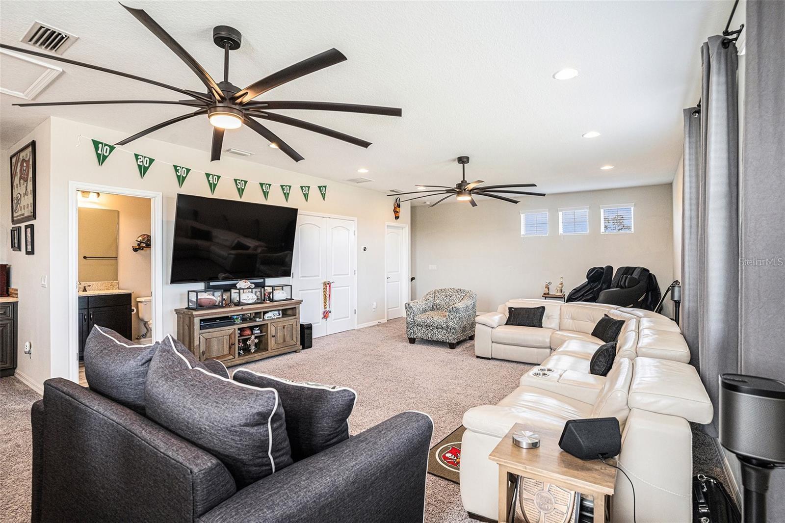 Image 48 of 74 For 2515 63rd Terrace E