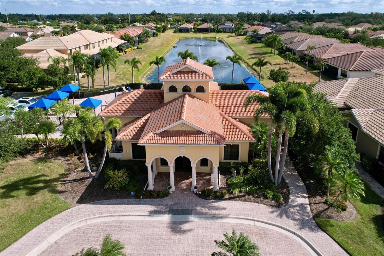 Image 57 of 74 For 2515 63rd Terrace E