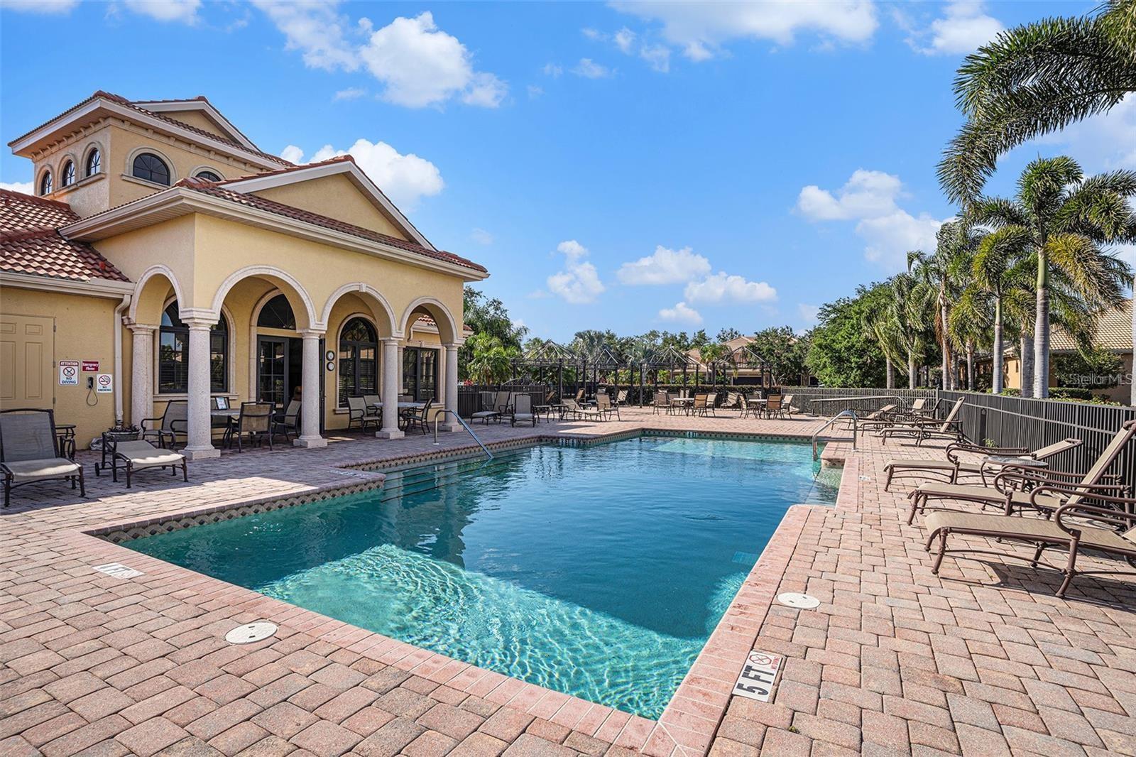 Image 60 of 74 For 2515 63rd Terrace E