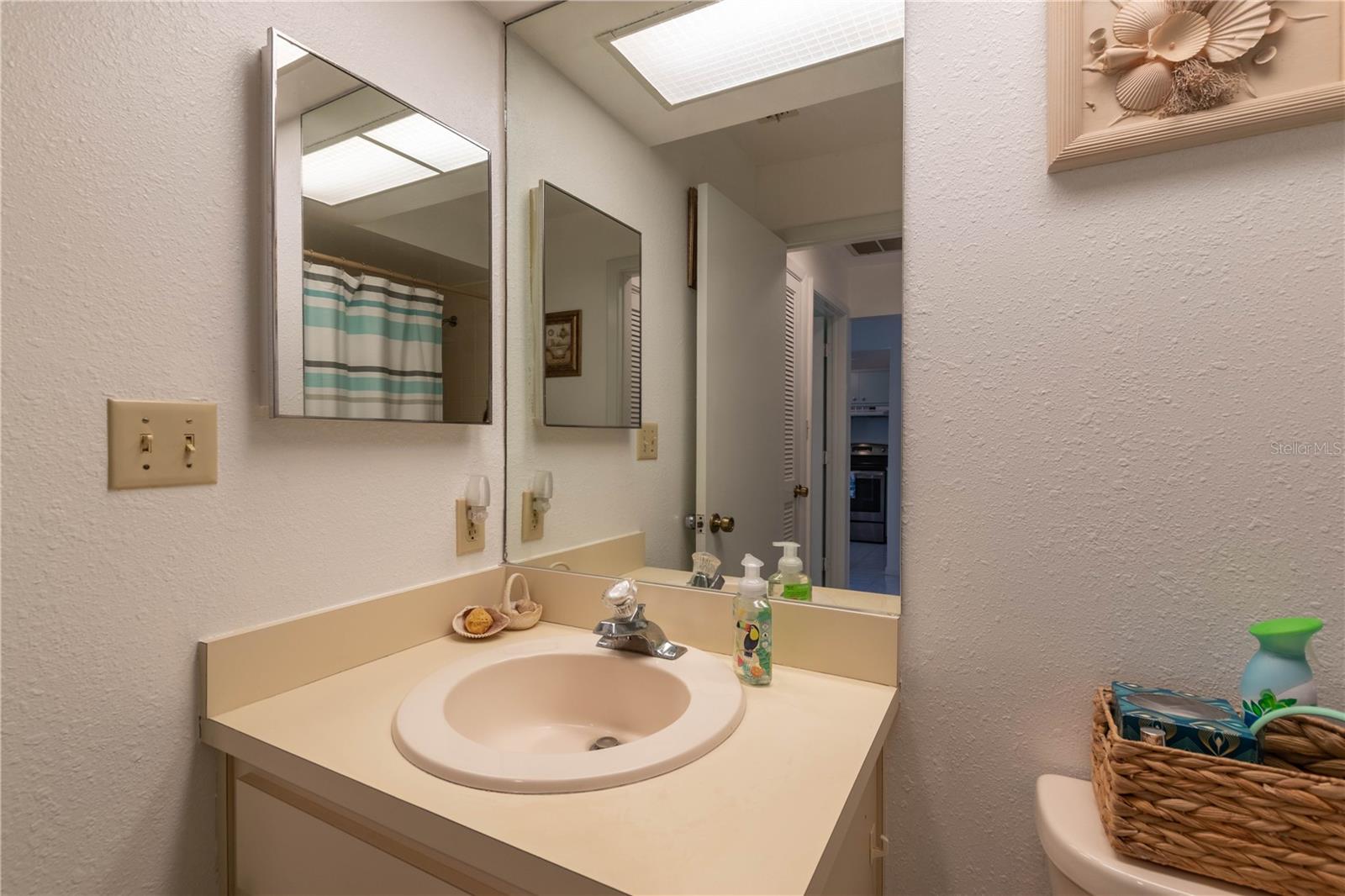 Image 18 of 25 For 1833 Rising Sun Drive