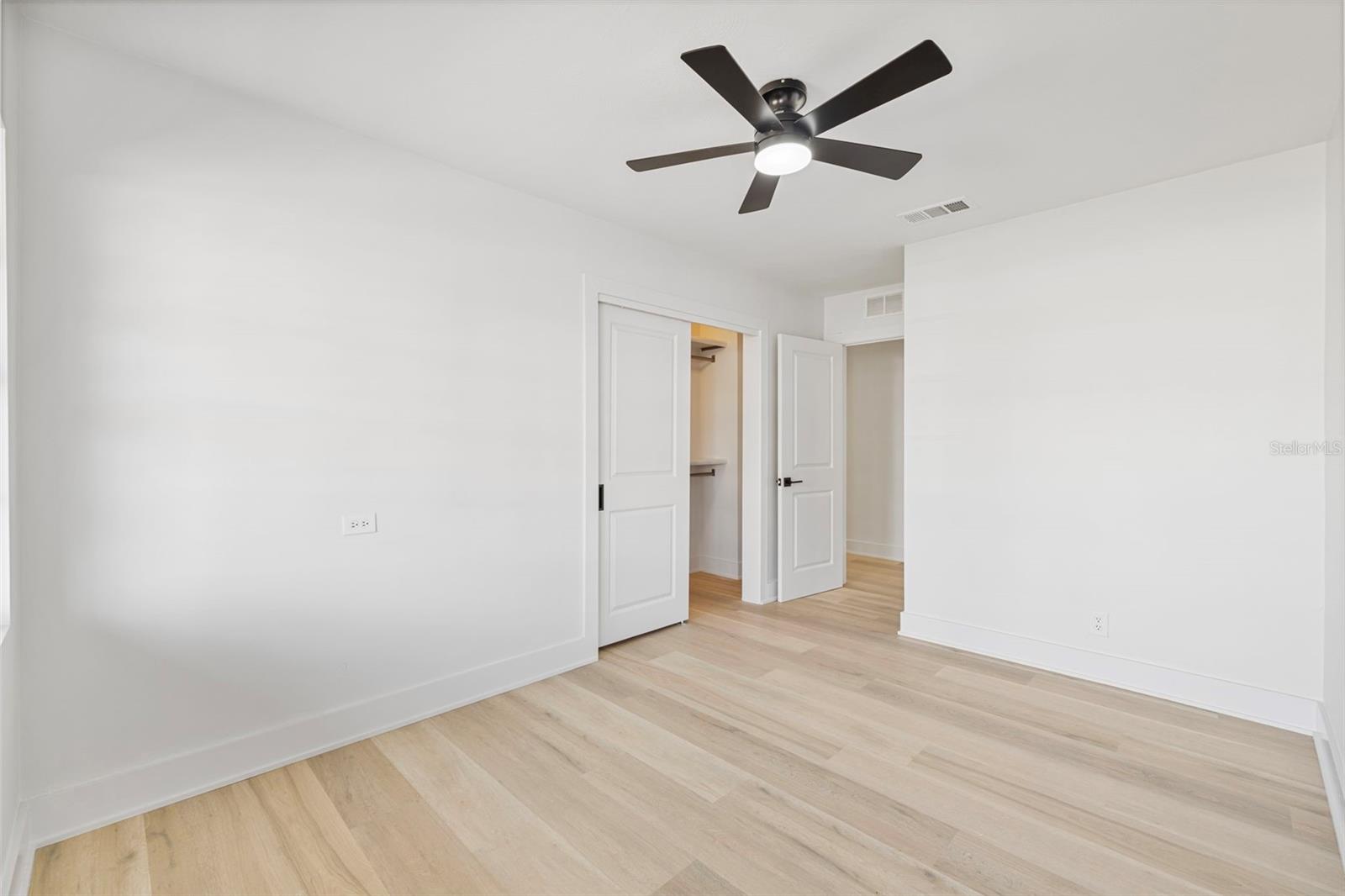 Image 18 of 89 For 3406 Swann Avenue