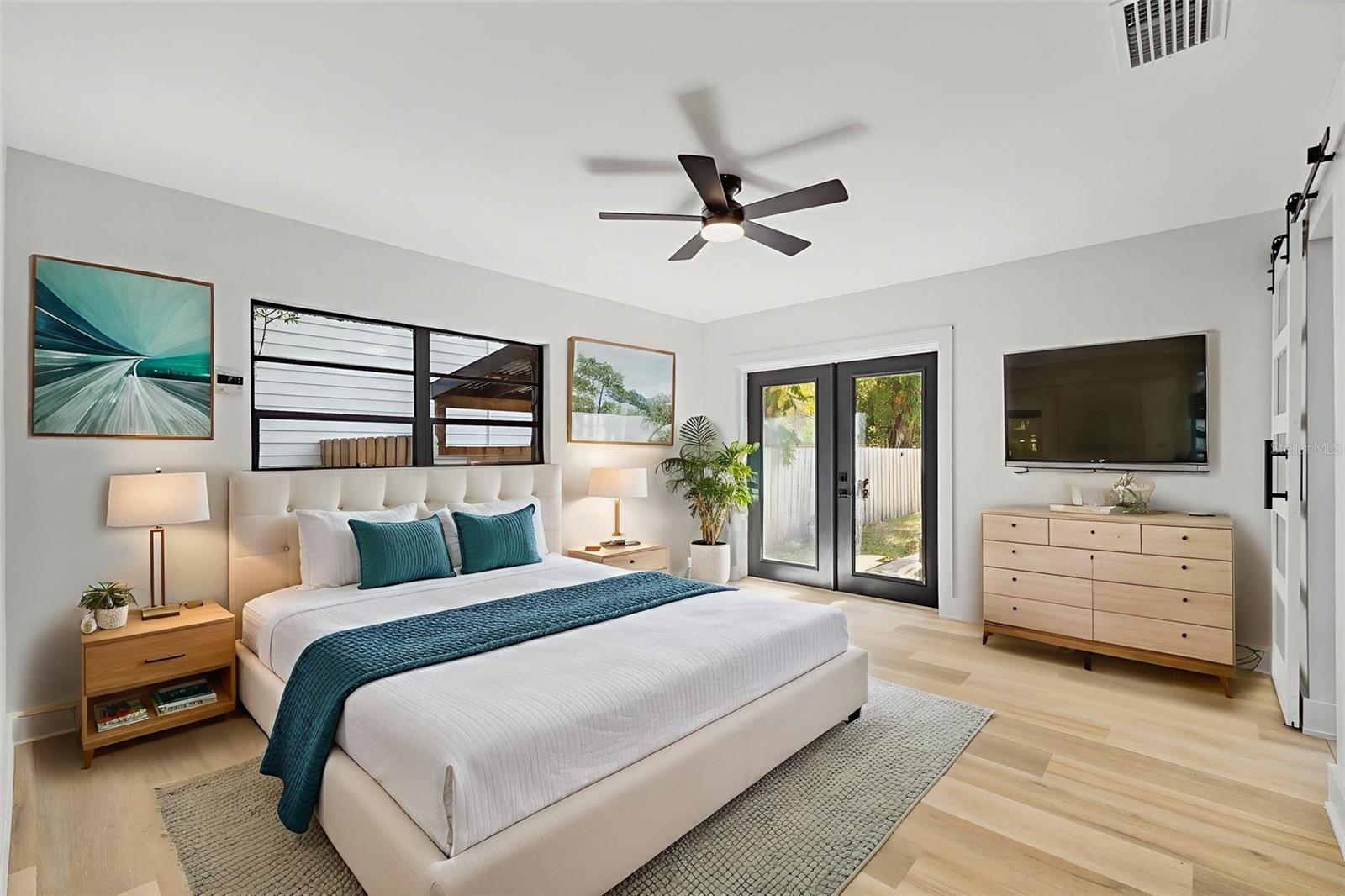 Image 25 of 89 For 3406 Swann Avenue