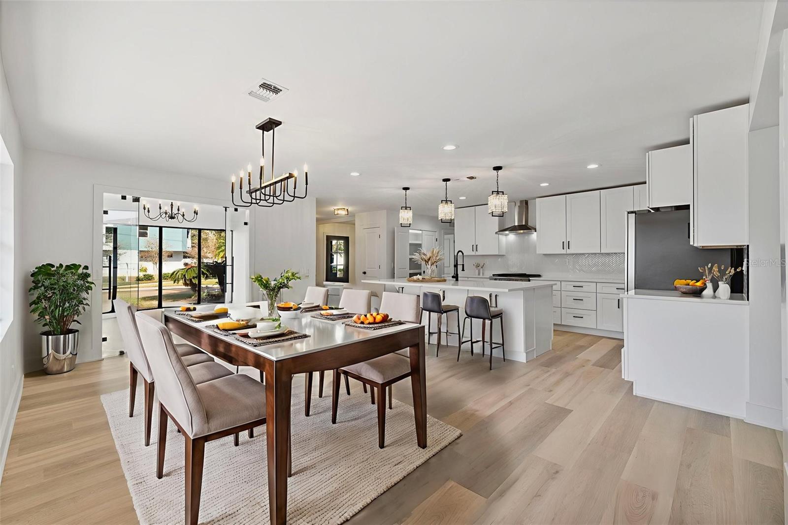 Image 34 of 89 For 3406 Swann Avenue