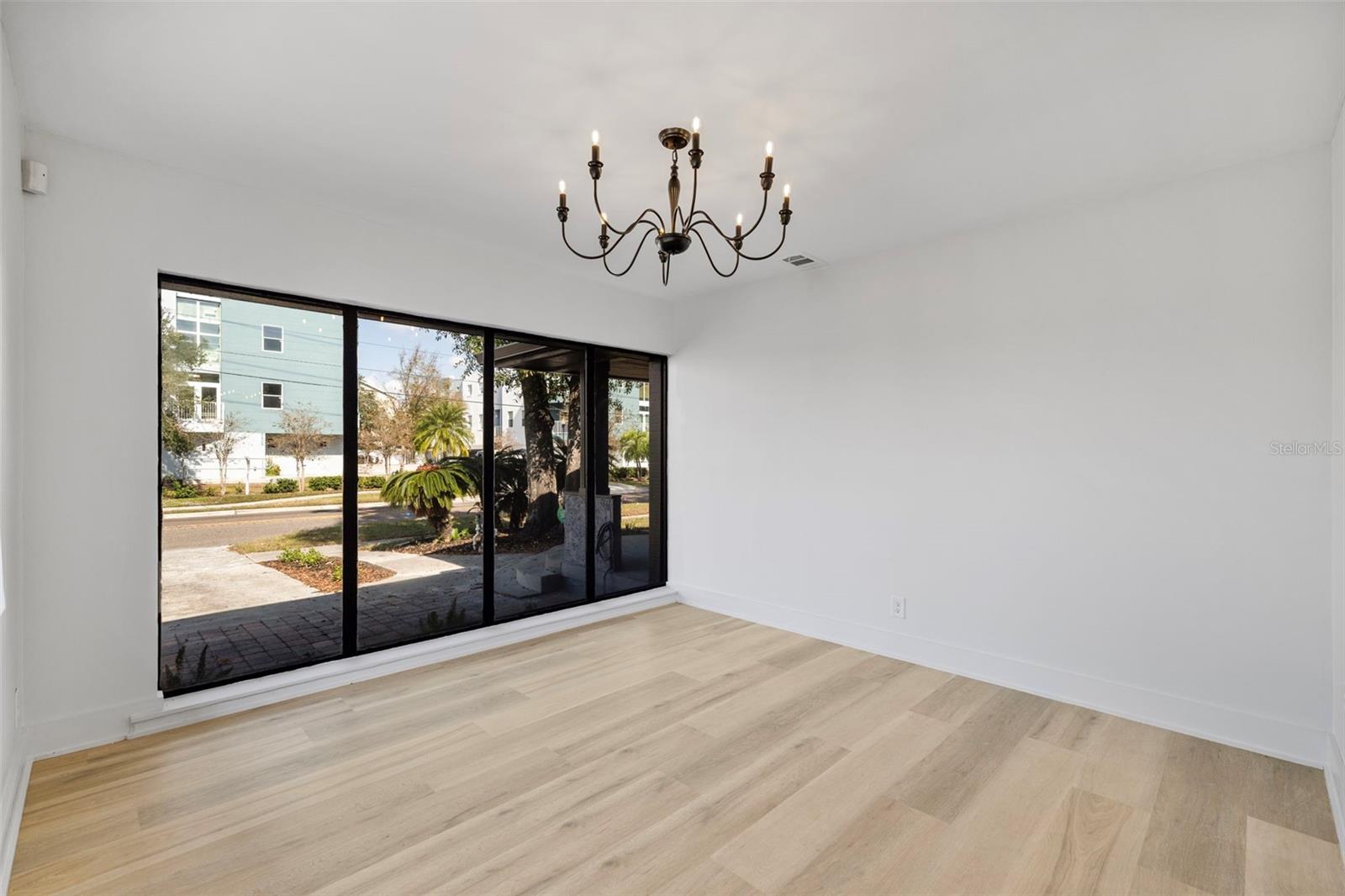 Image 36 of 89 For 3406 Swann Avenue